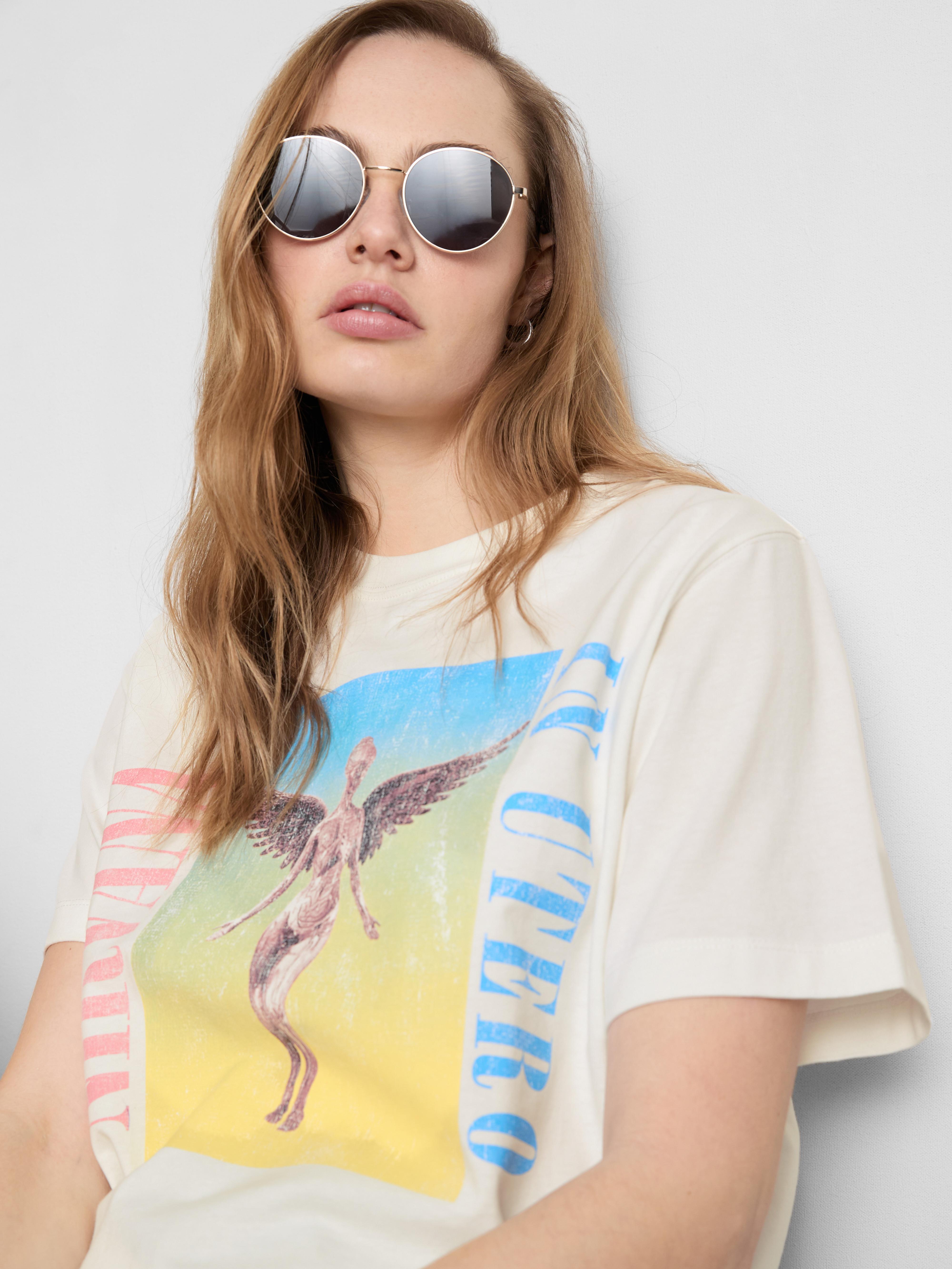 Tricou din bumbac cu turneu Nirvana și model curcubeu