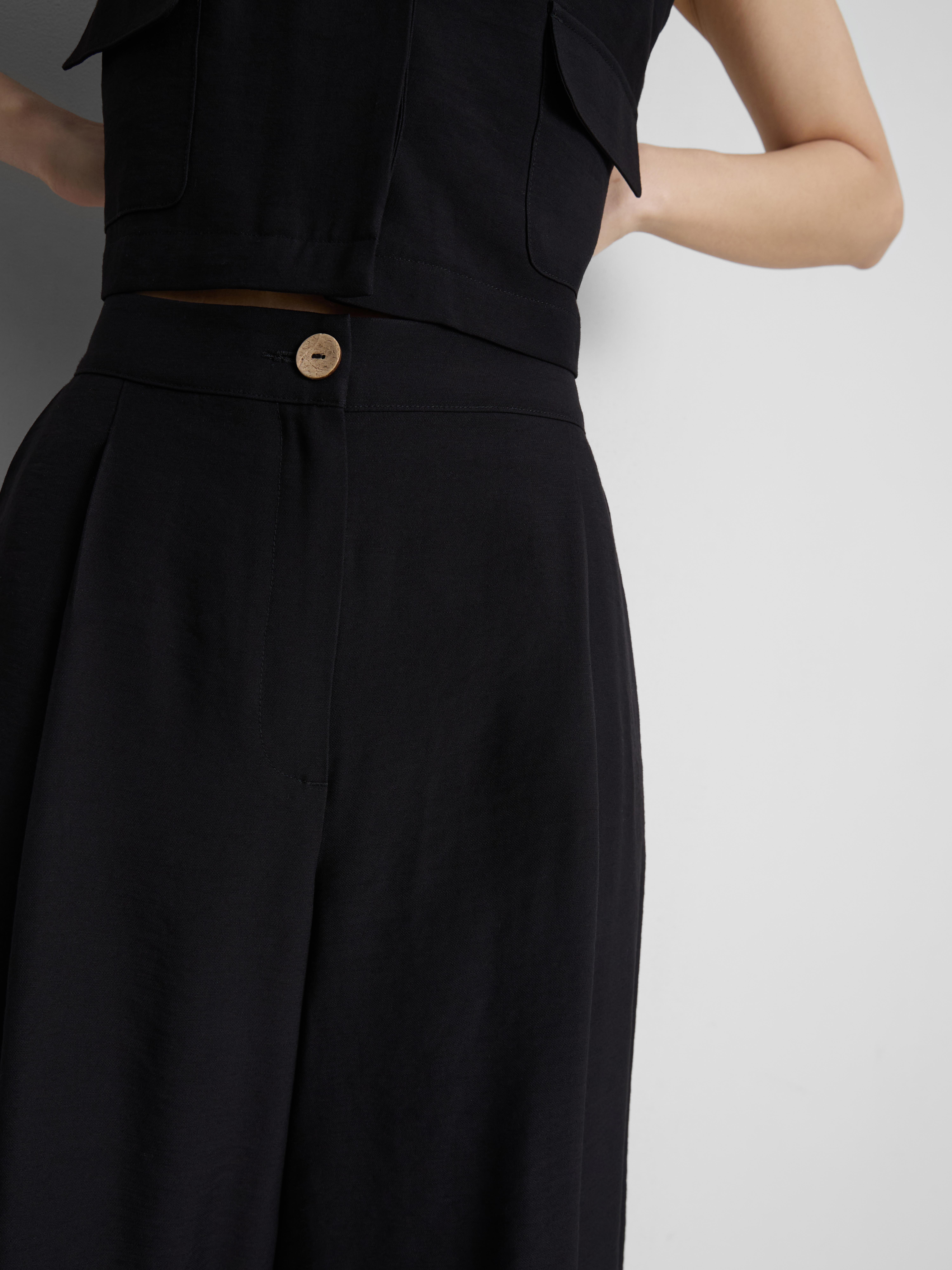 MAJOR FIND | Tailored Bermuda Shorts