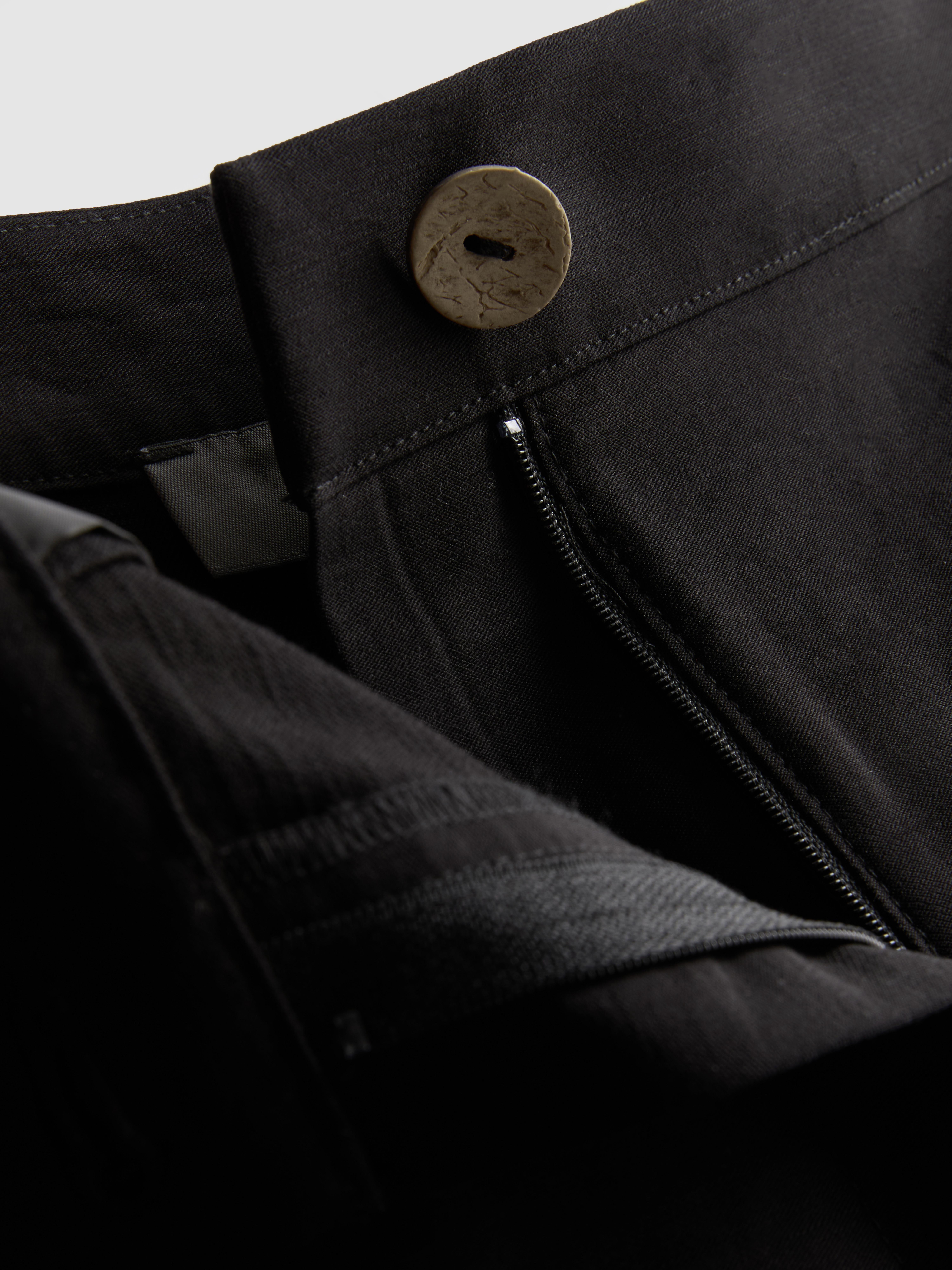 MAJOR FIND | Tailored Bermuda Shorts