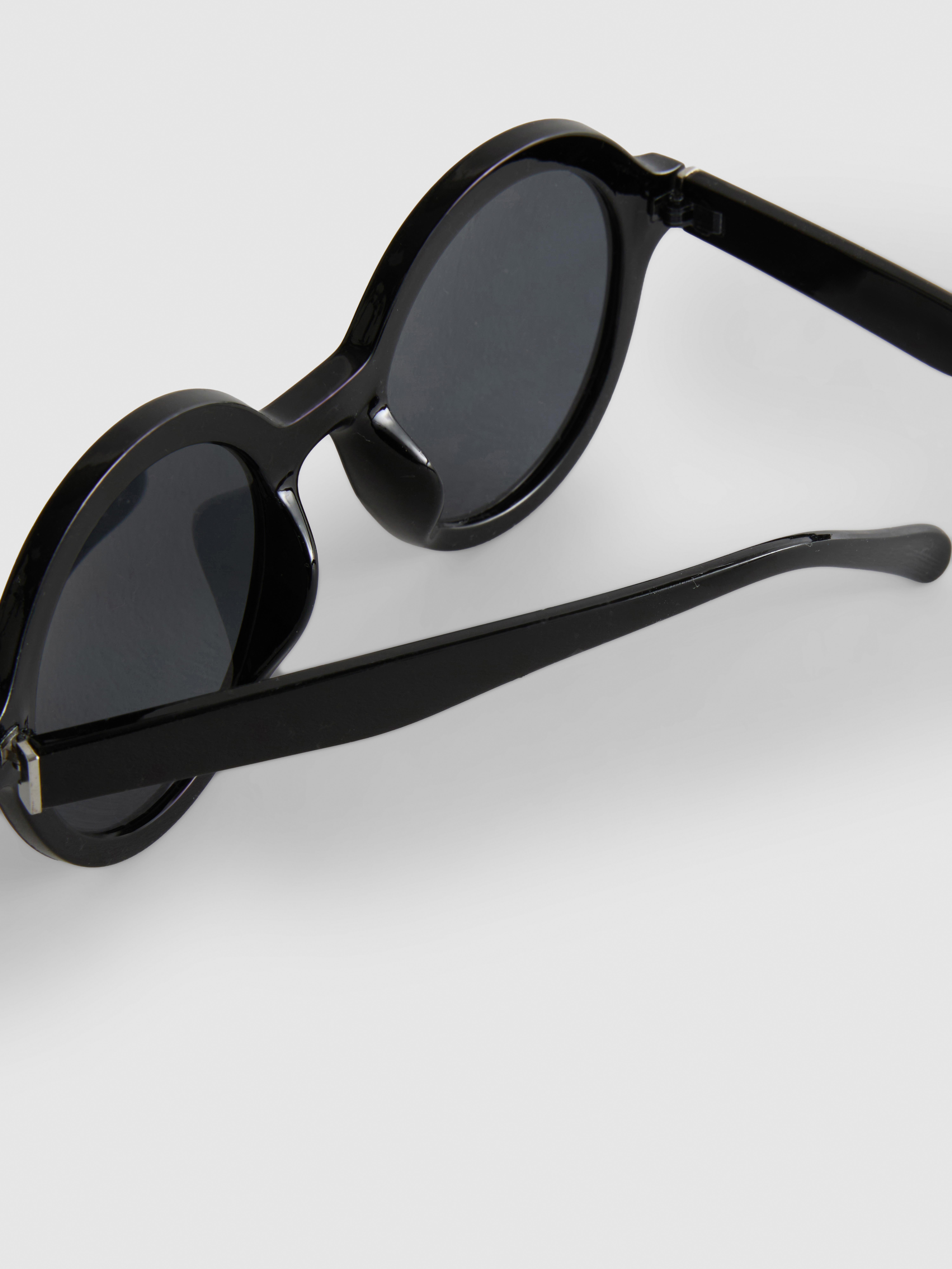 Round Tinted Sunglasses