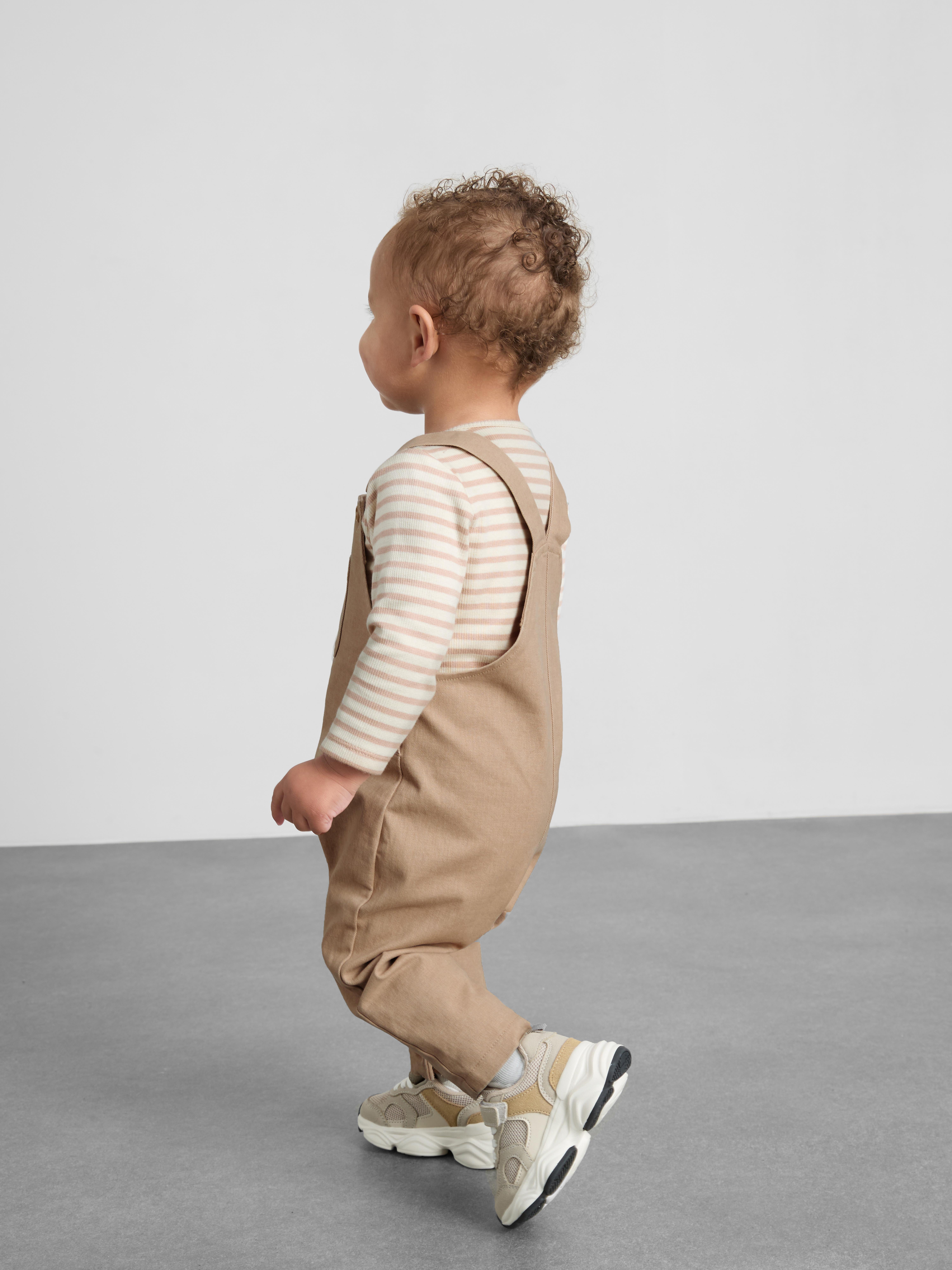 0-18mths | Long Sleeve Bodysuit and Overalls Newborn Set