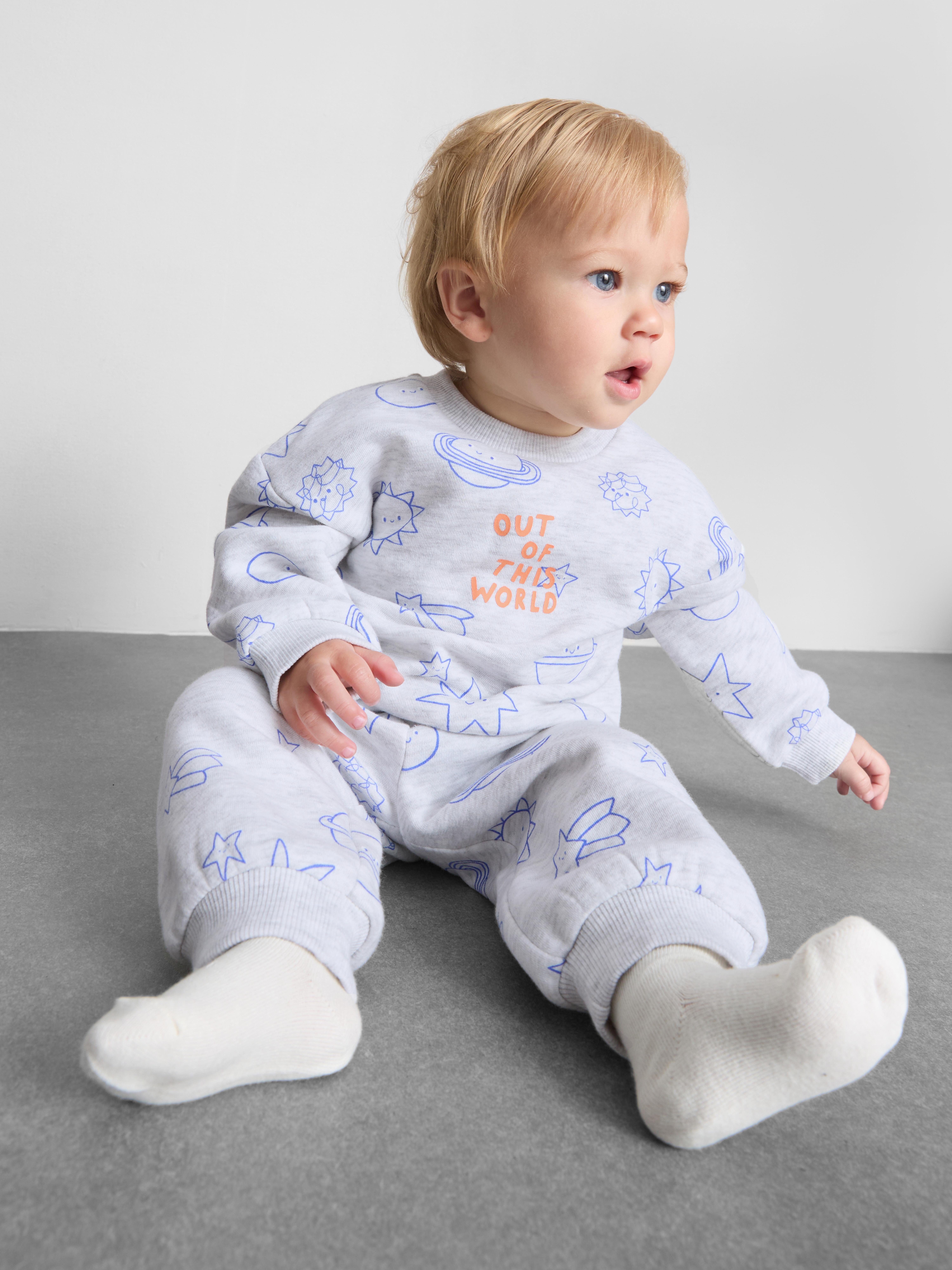 0-18mths | Sweatshirt and Cuffed Joggers Newborn Set