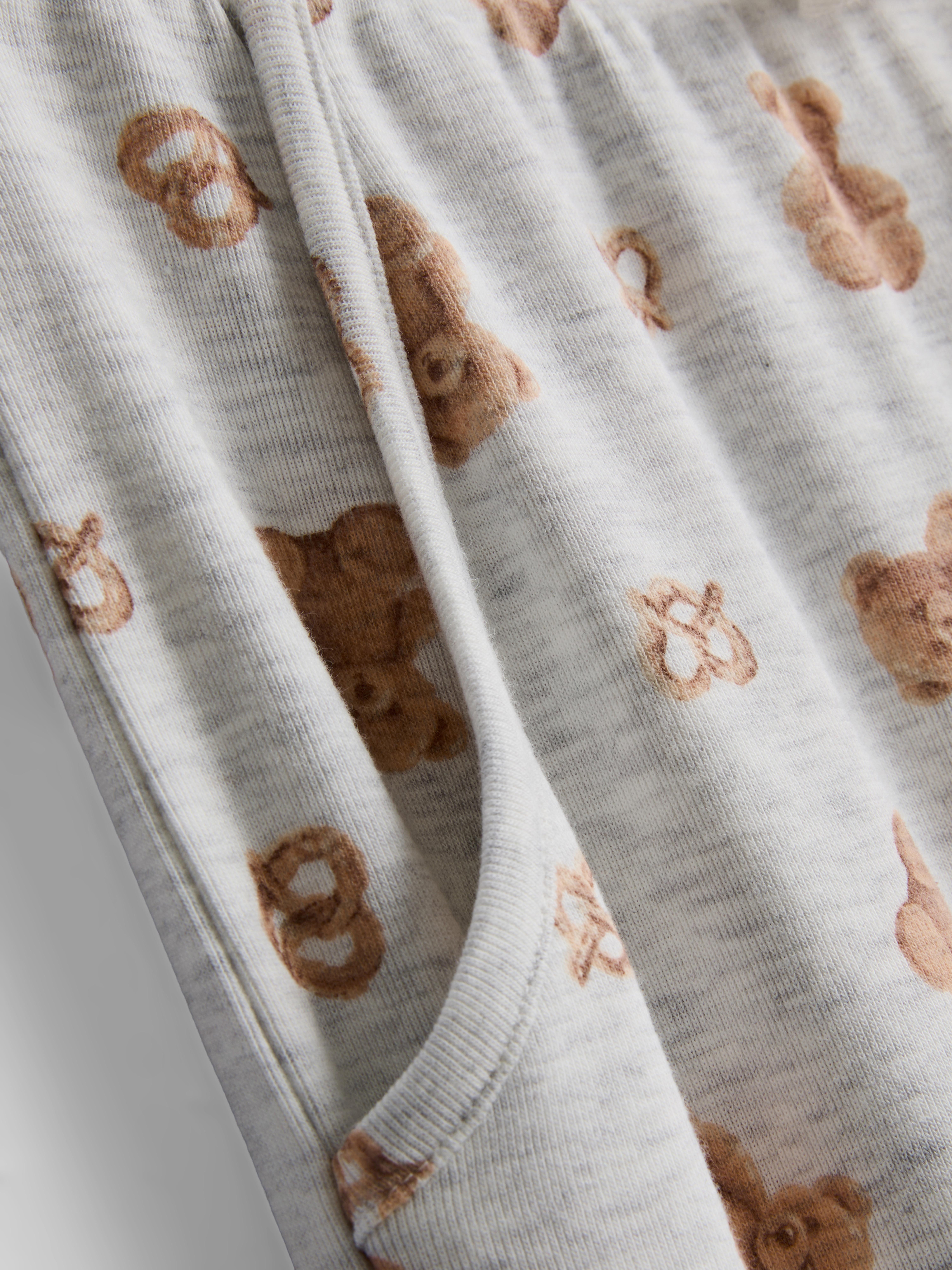 Wijduitlopende legging met berenprint Love To Lounge