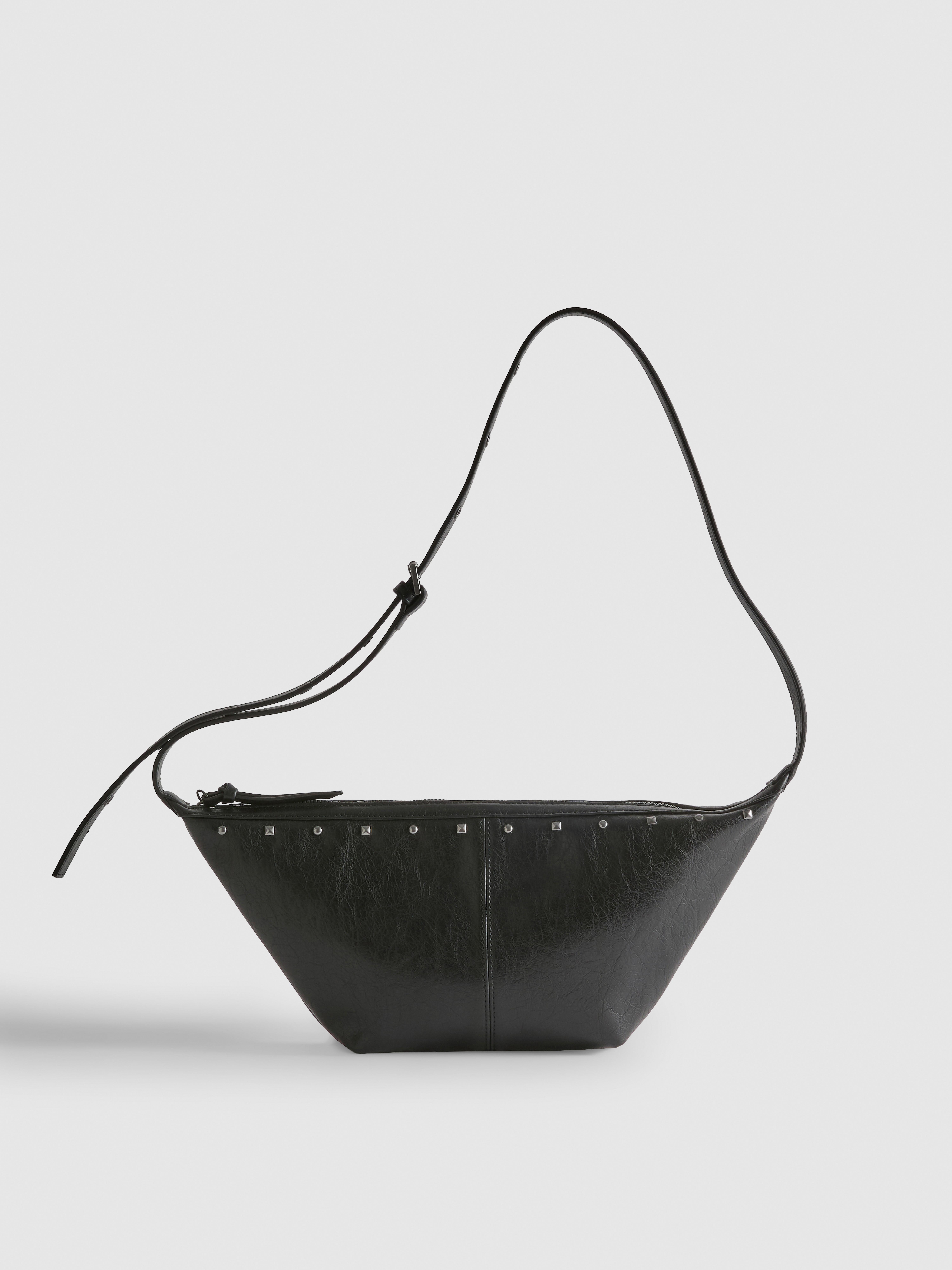 Sac à bandoulière clouté