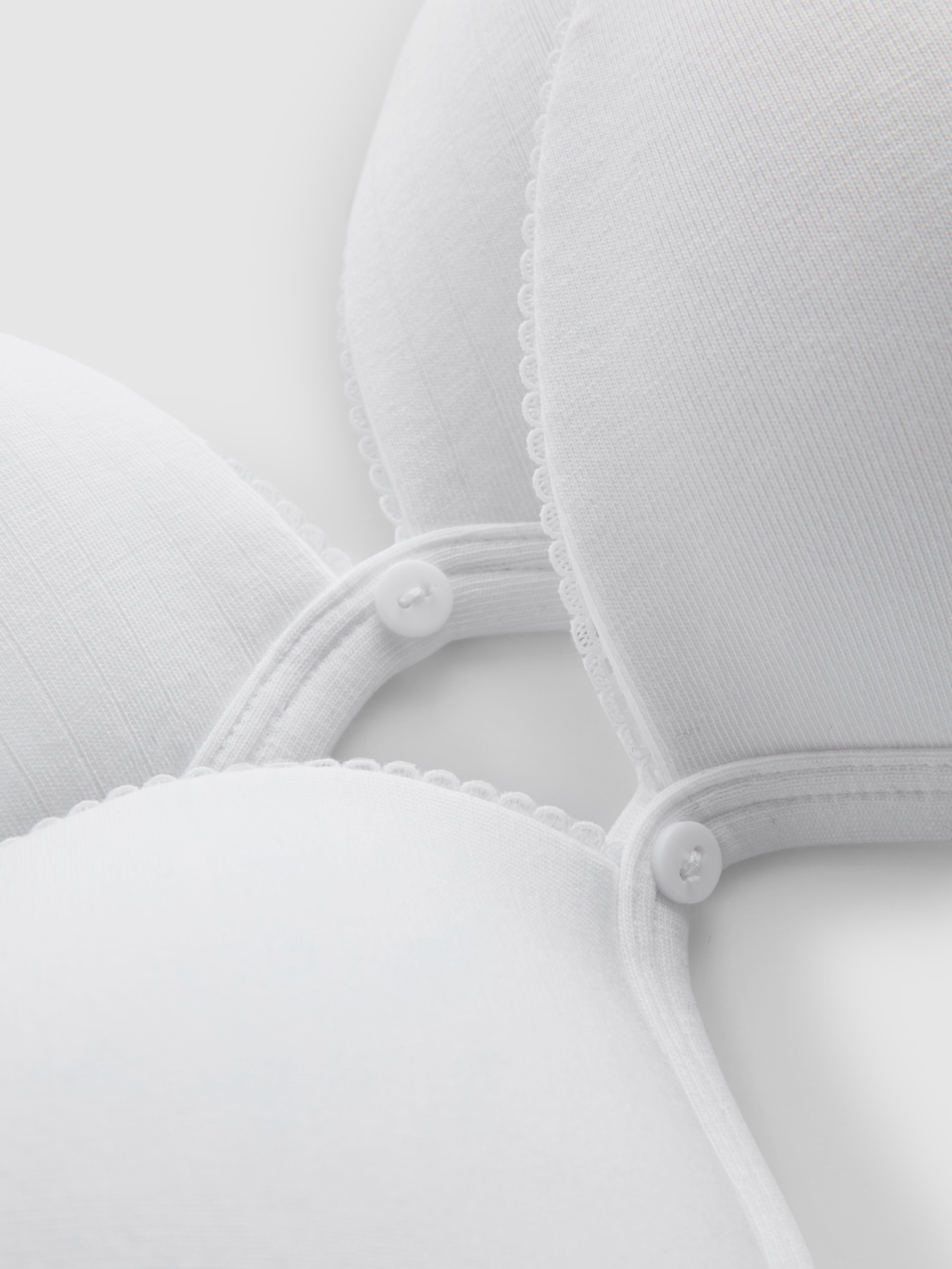 2pk White Wireless Bras