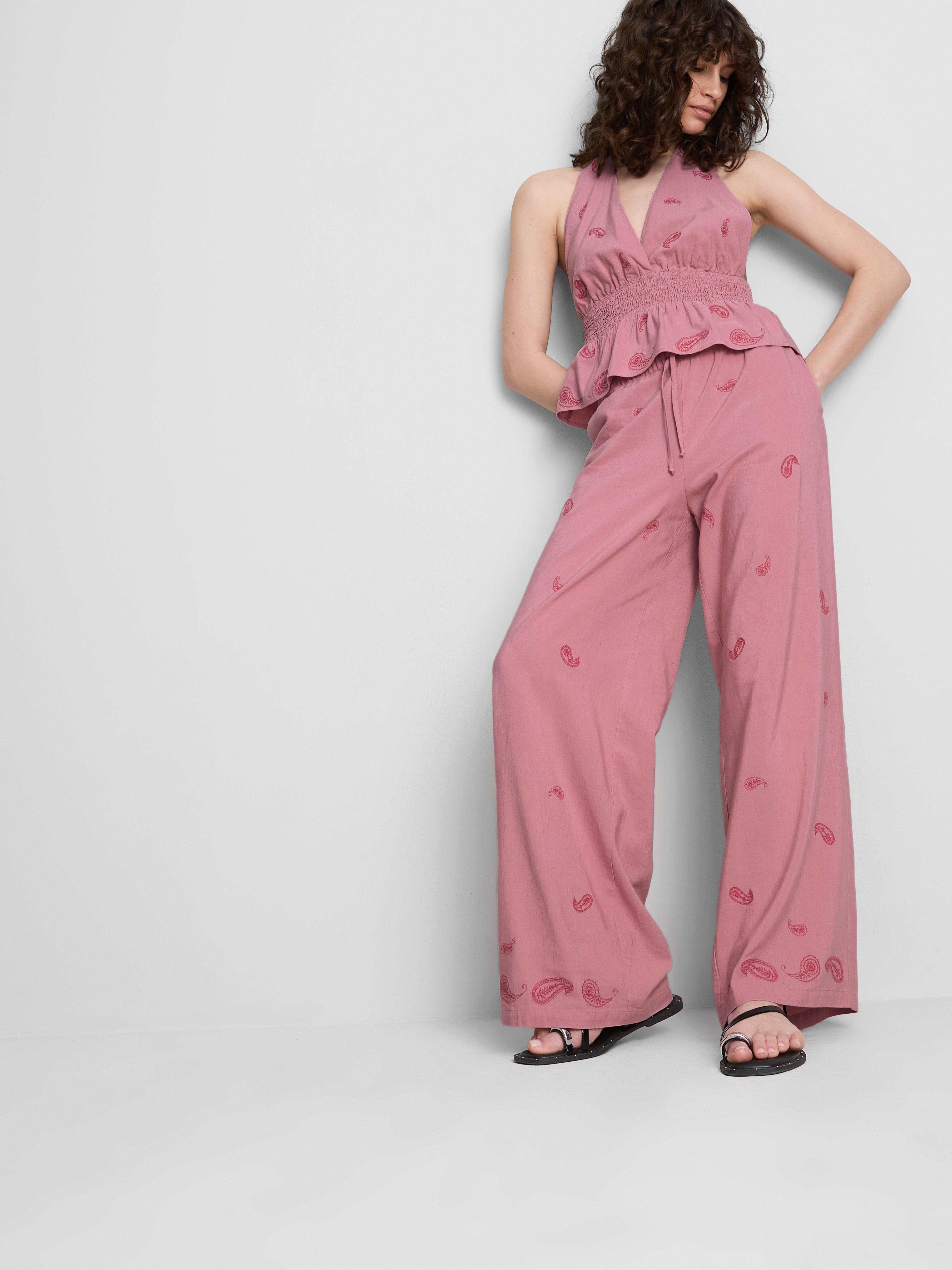 The Primark Scene | Szerokie spodnie z haftami paisley