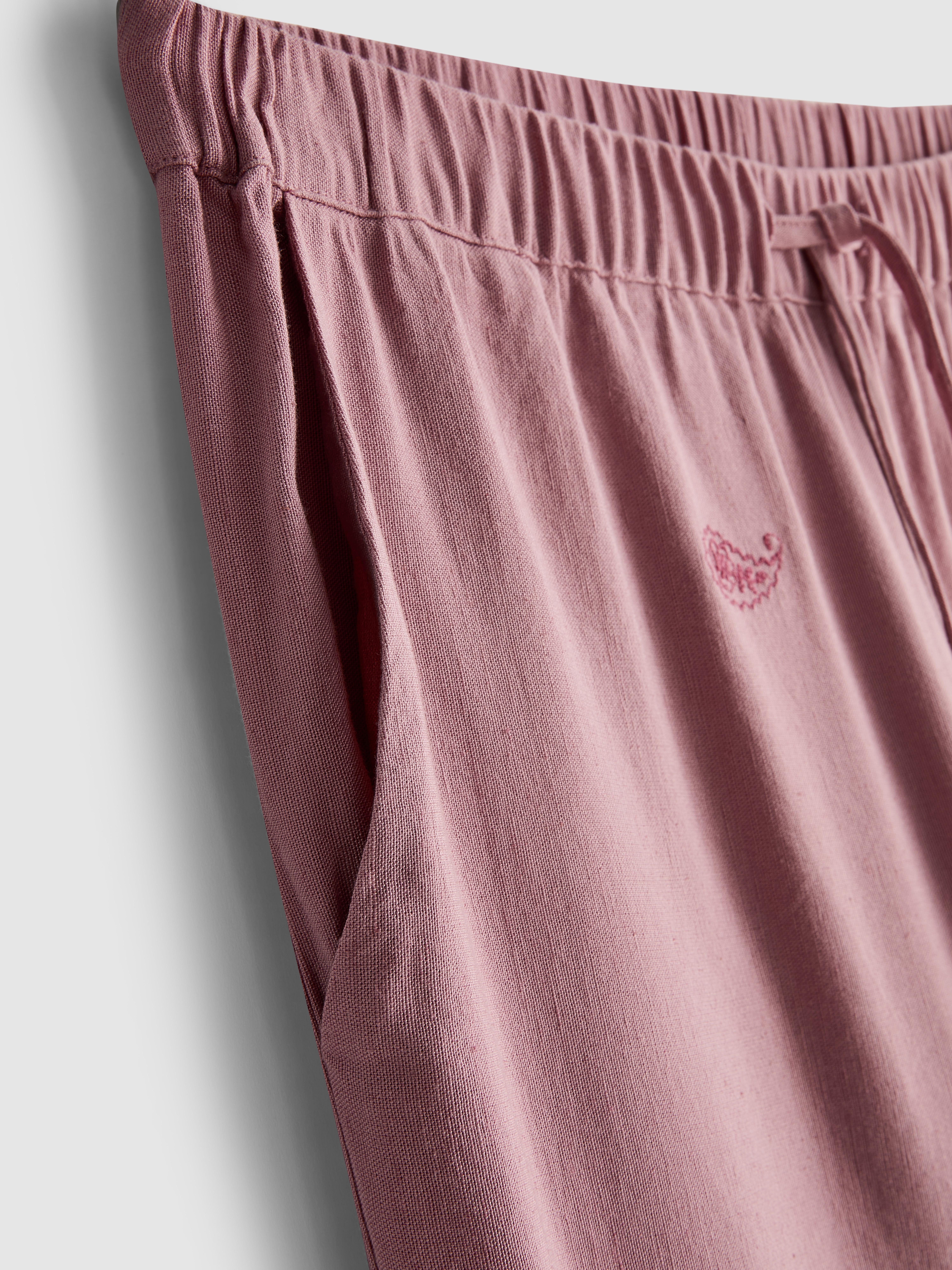The Primark Scene | Hose mit weitem Bein und Paisley-Stickerei