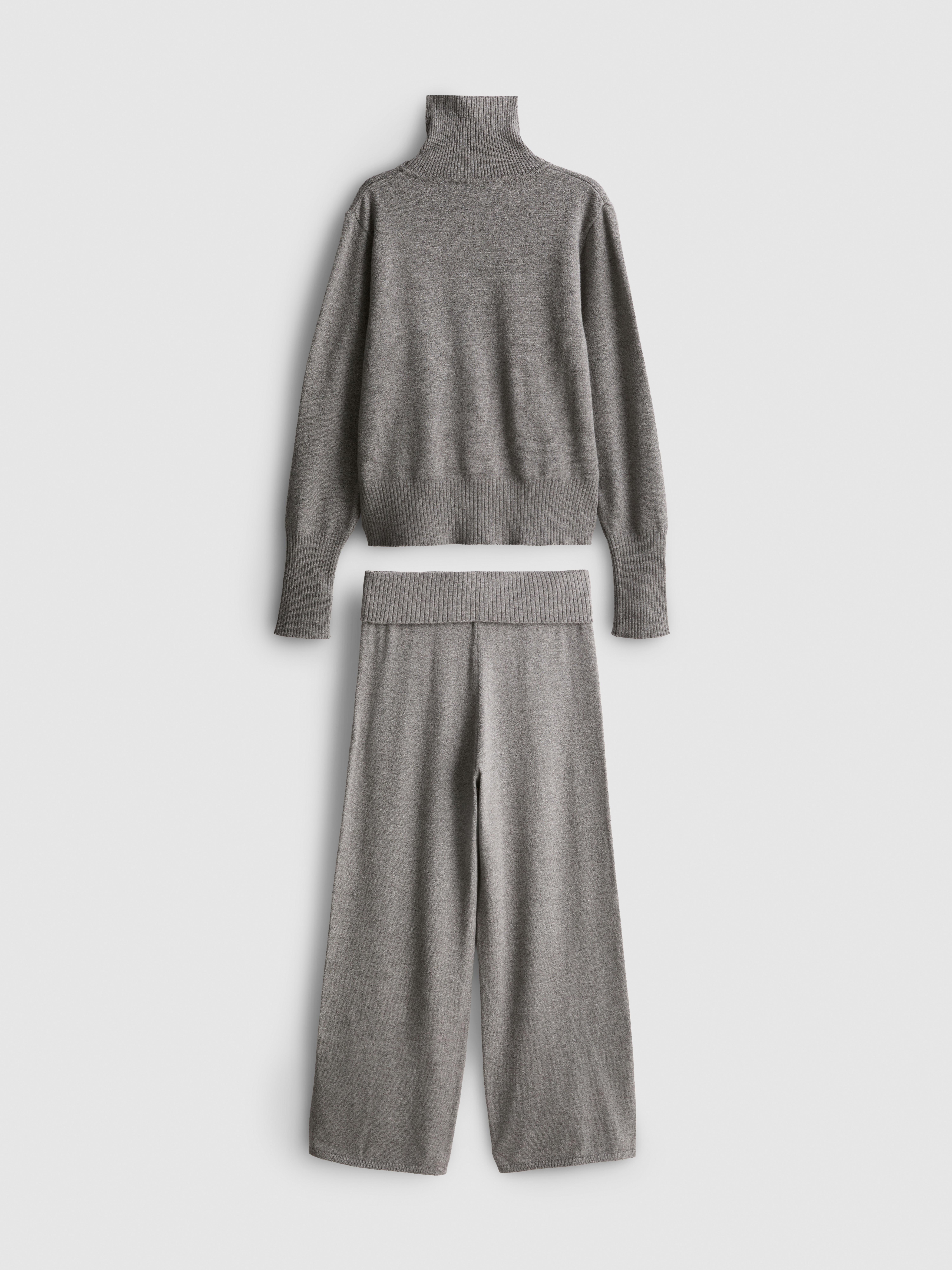 7-15yrs | High-Neck Zip-Up Sweatshirt and Knit Joggers Set