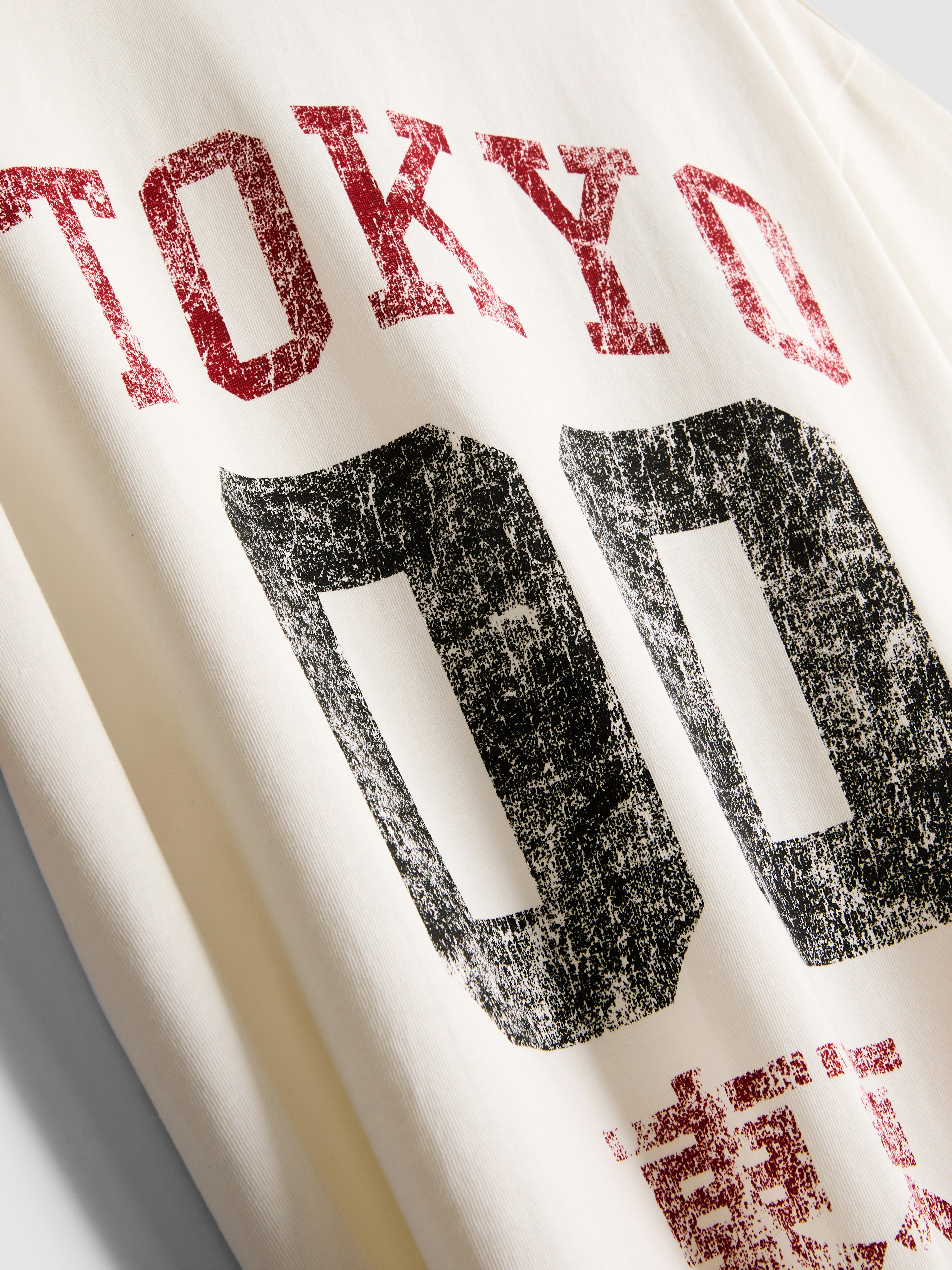 T-shirt manga curta gráfico desgastado Tokyo