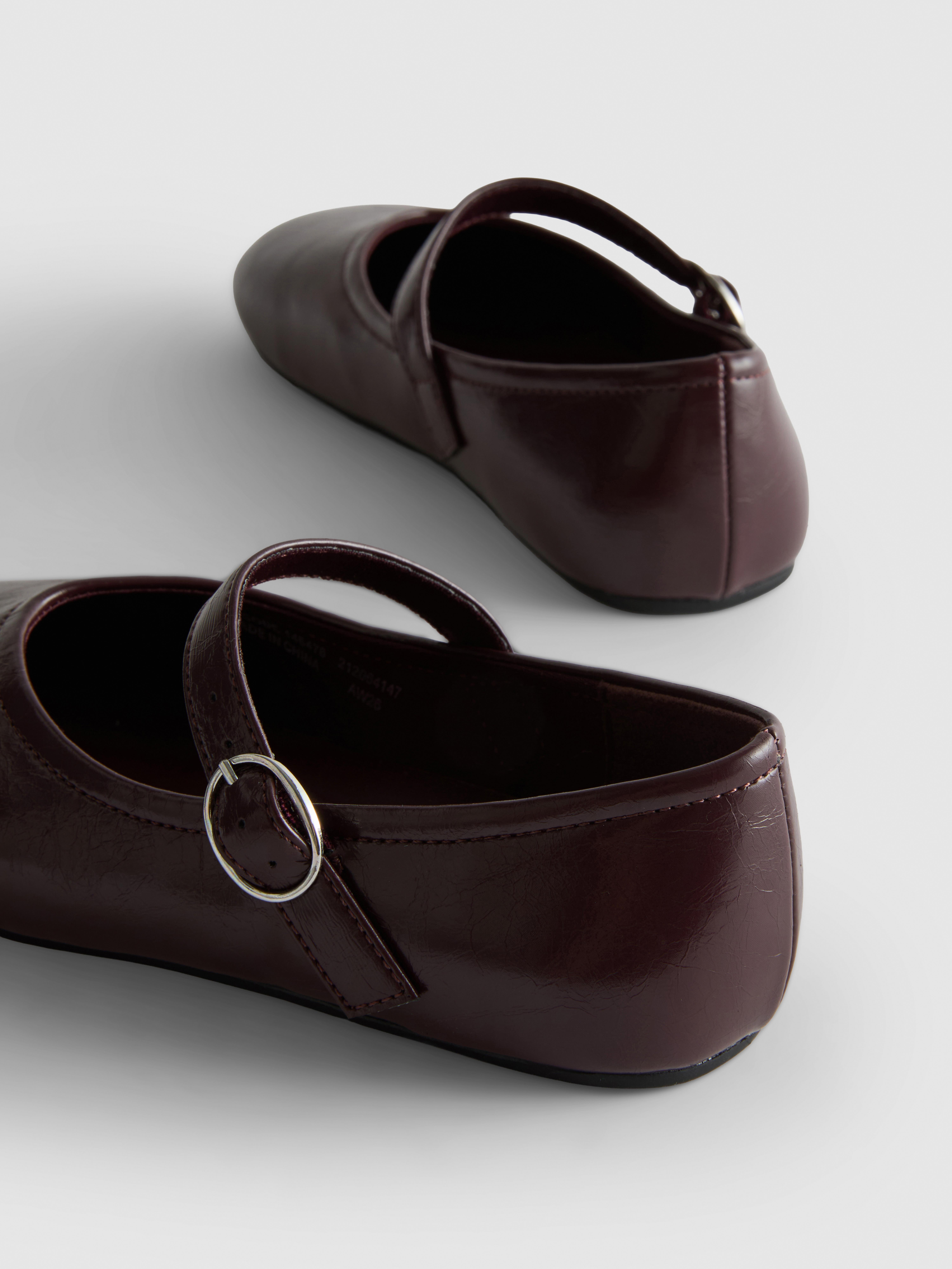 Barefoot Ballet Pumps