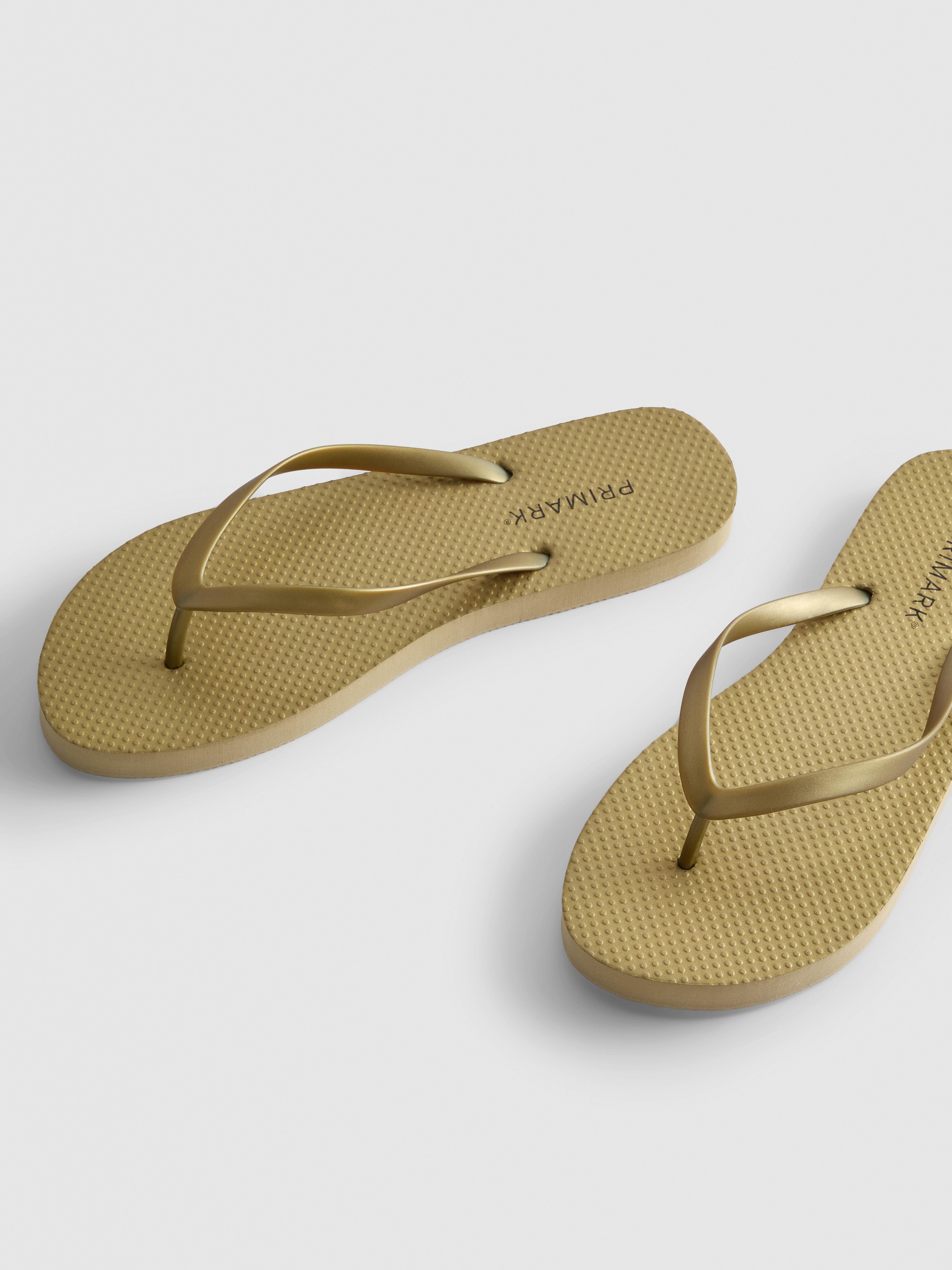 Chunky-Sole Flip Flops