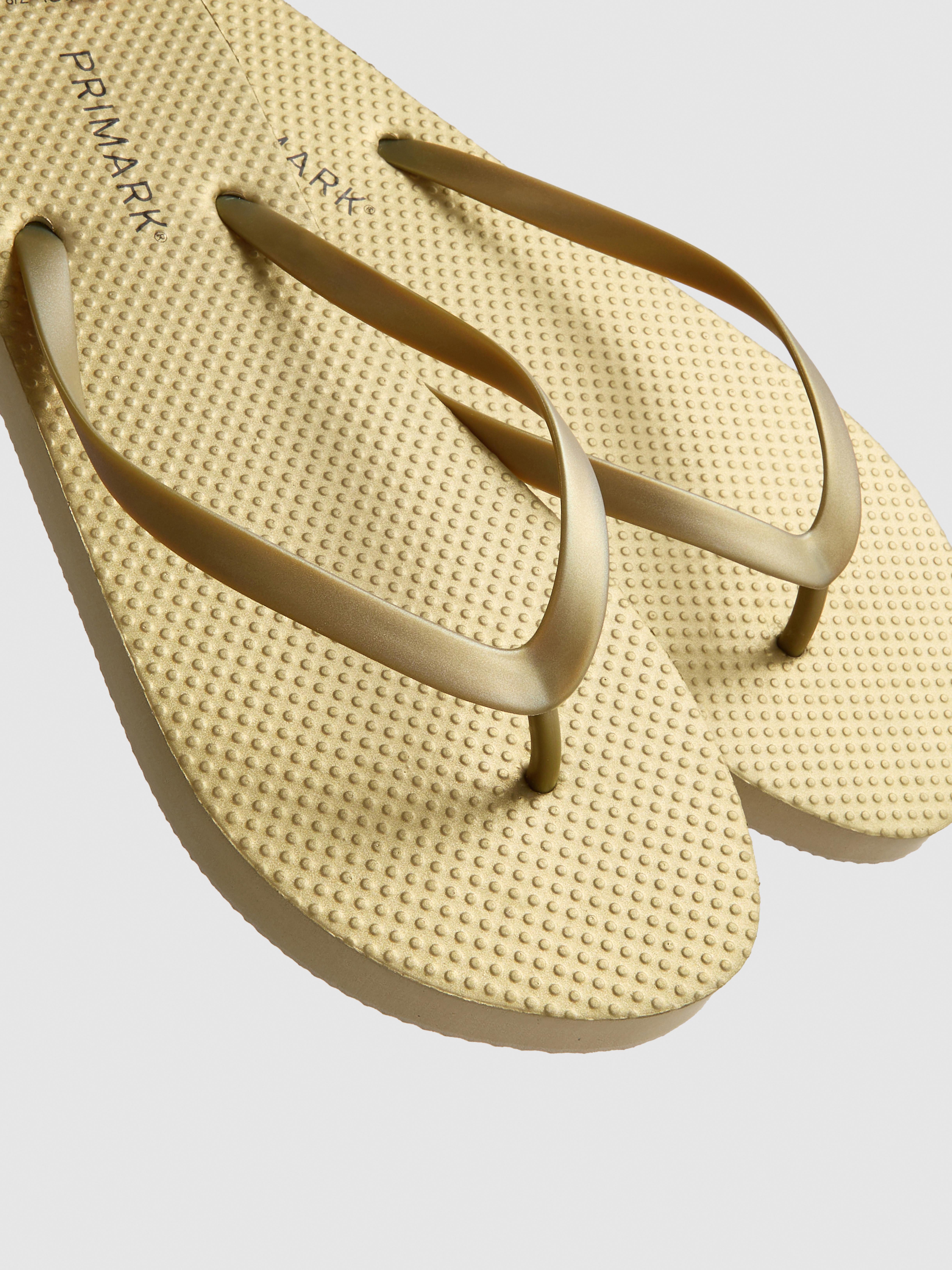 Chunky-Sole Flip Flops