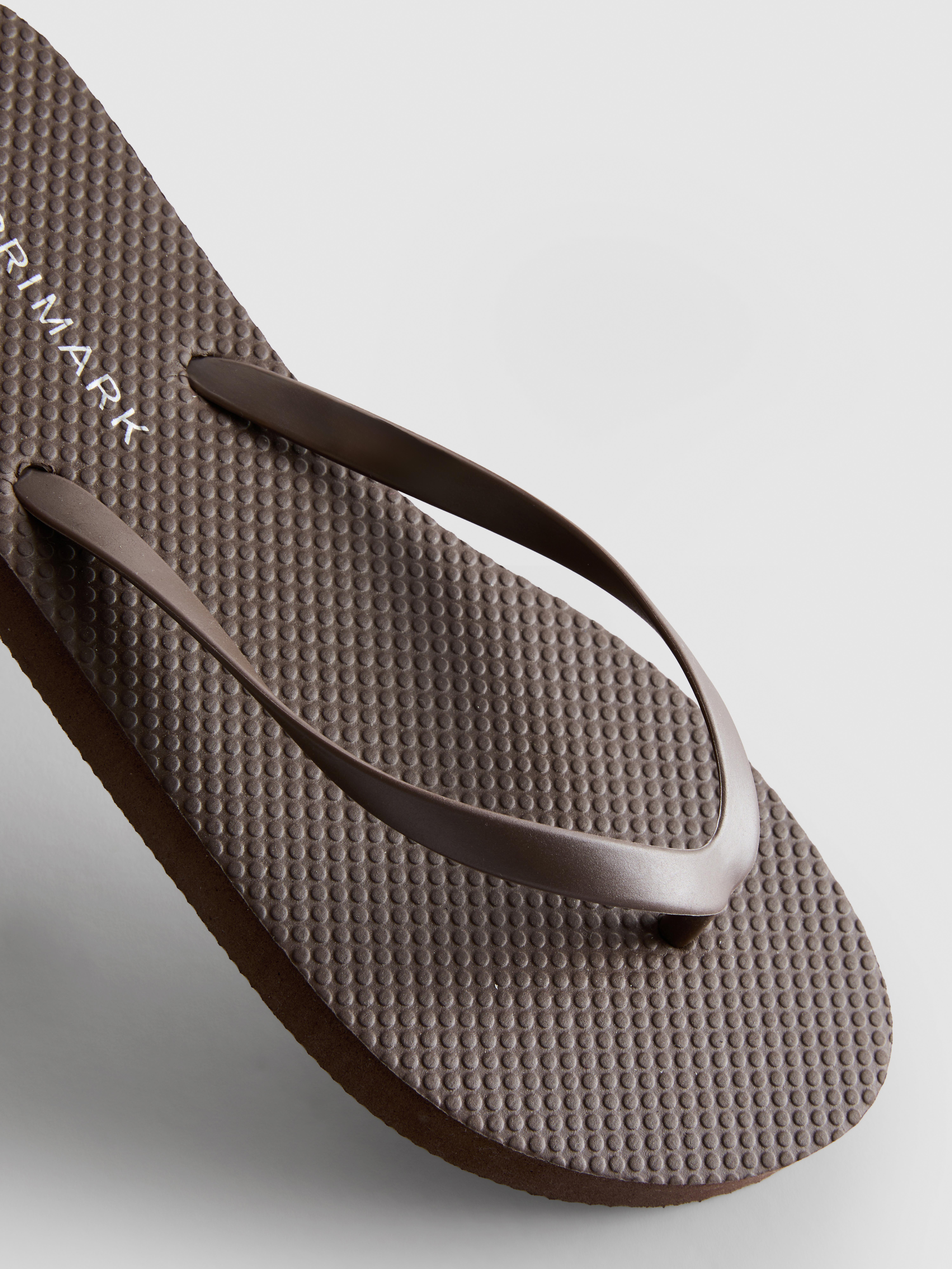 Chanclas básicas