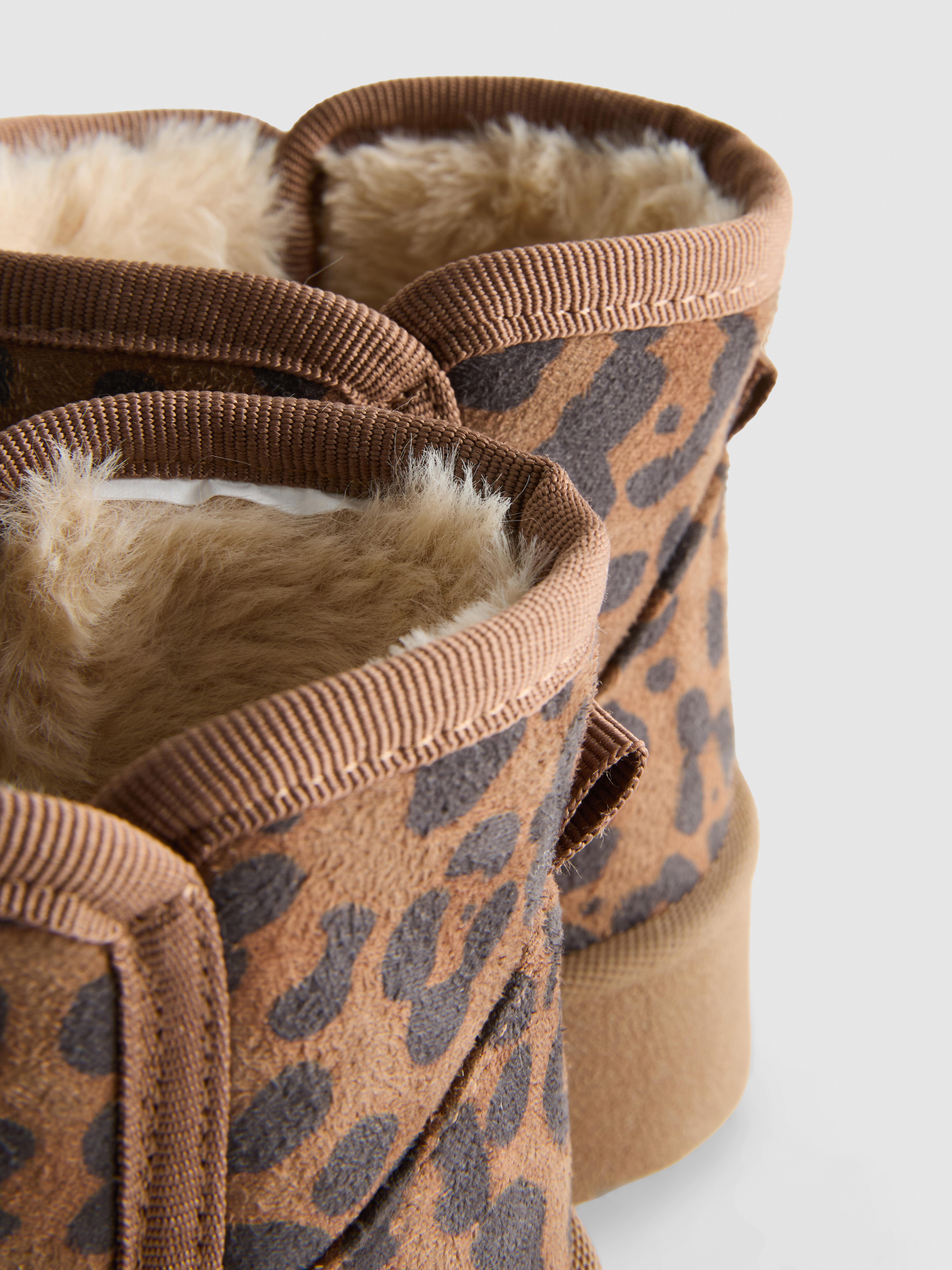 Botines ajustados de leopardo con plataforma