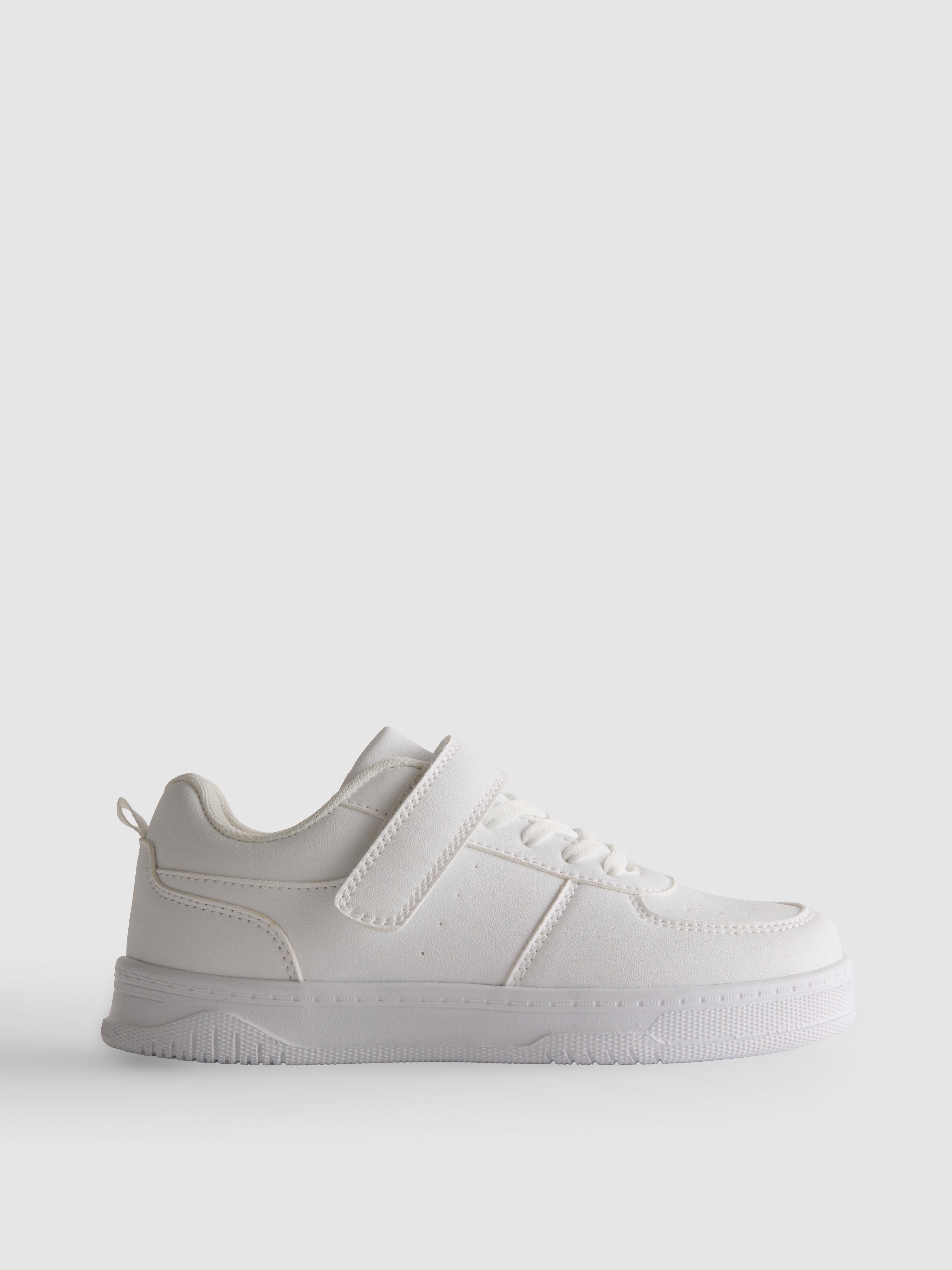 Pantofi sport joși din piele artificială