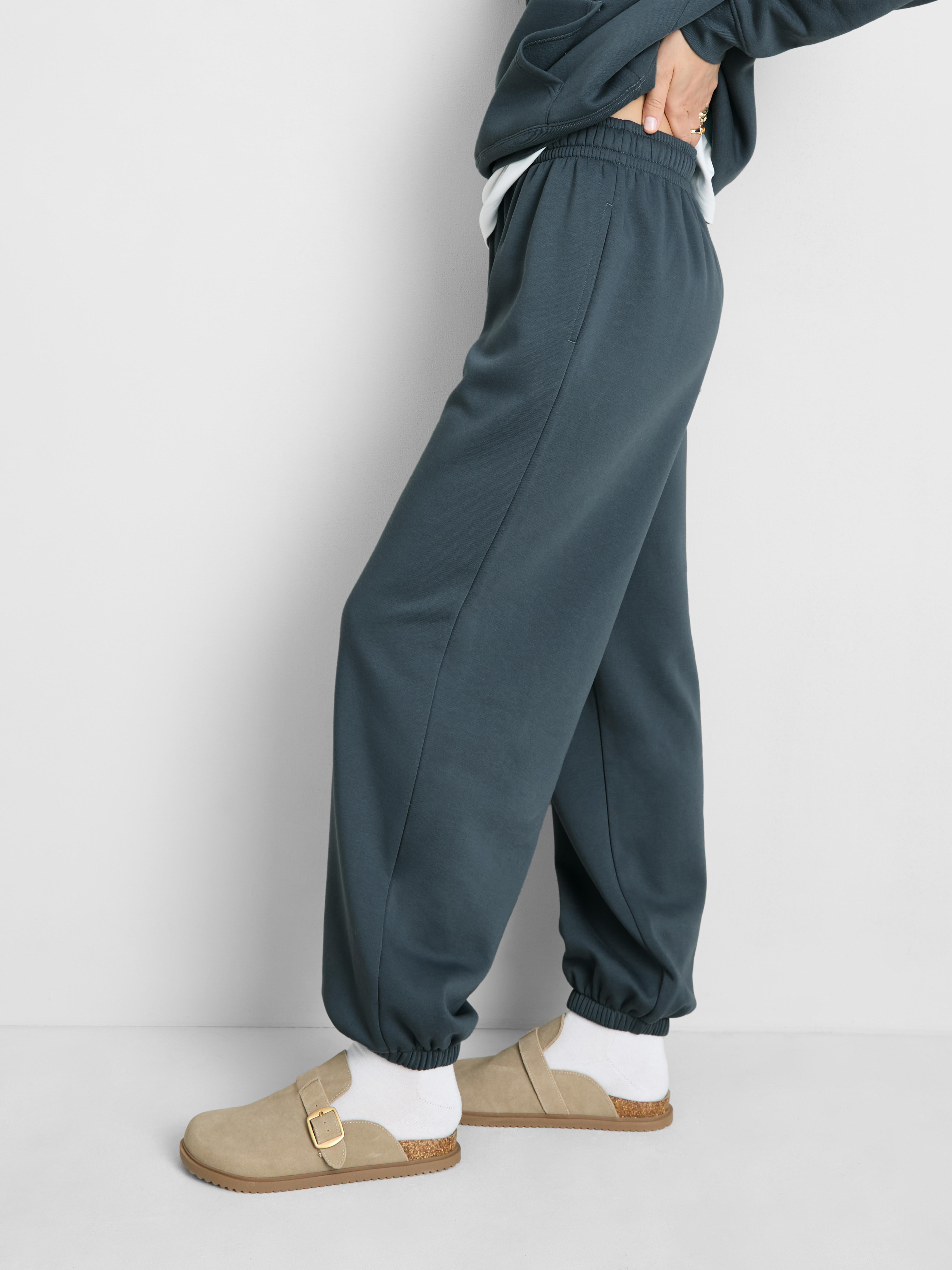 Pantaloni da tuta in misto cotone con fondo stretto