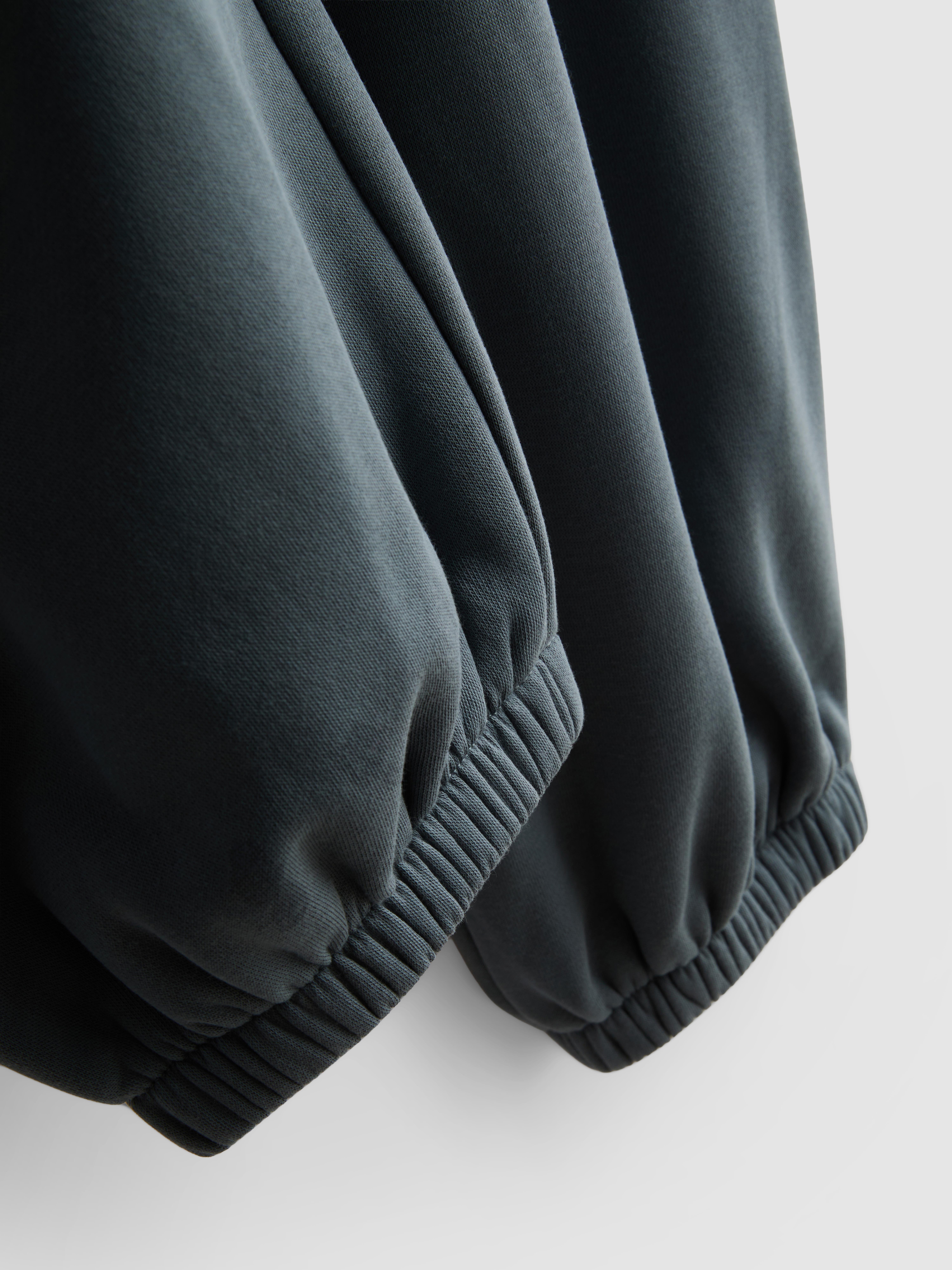 Pantaloni da tuta in misto cotone con fondo stretto