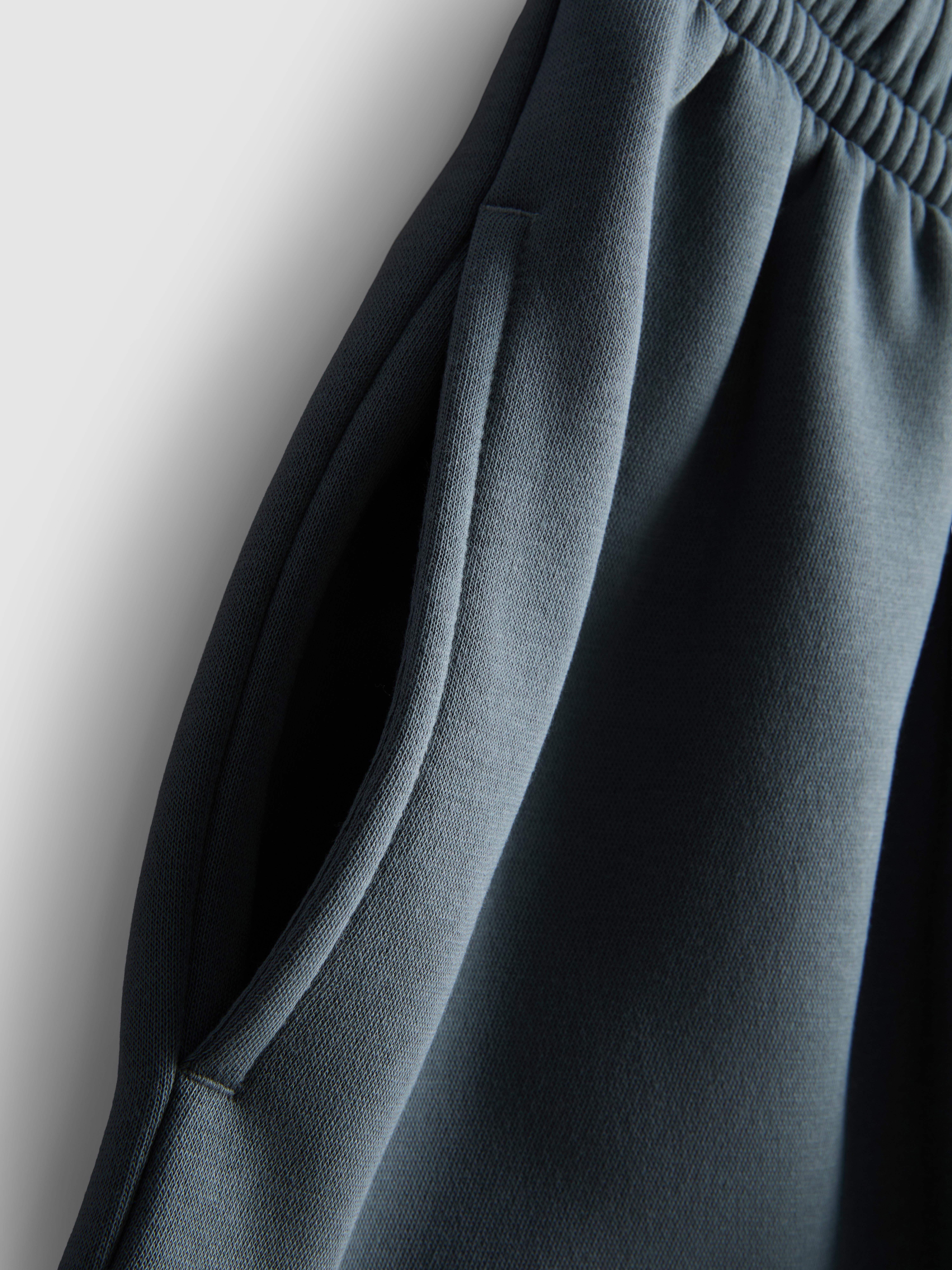 Pantaloni da tuta in misto cotone con fondo stretto