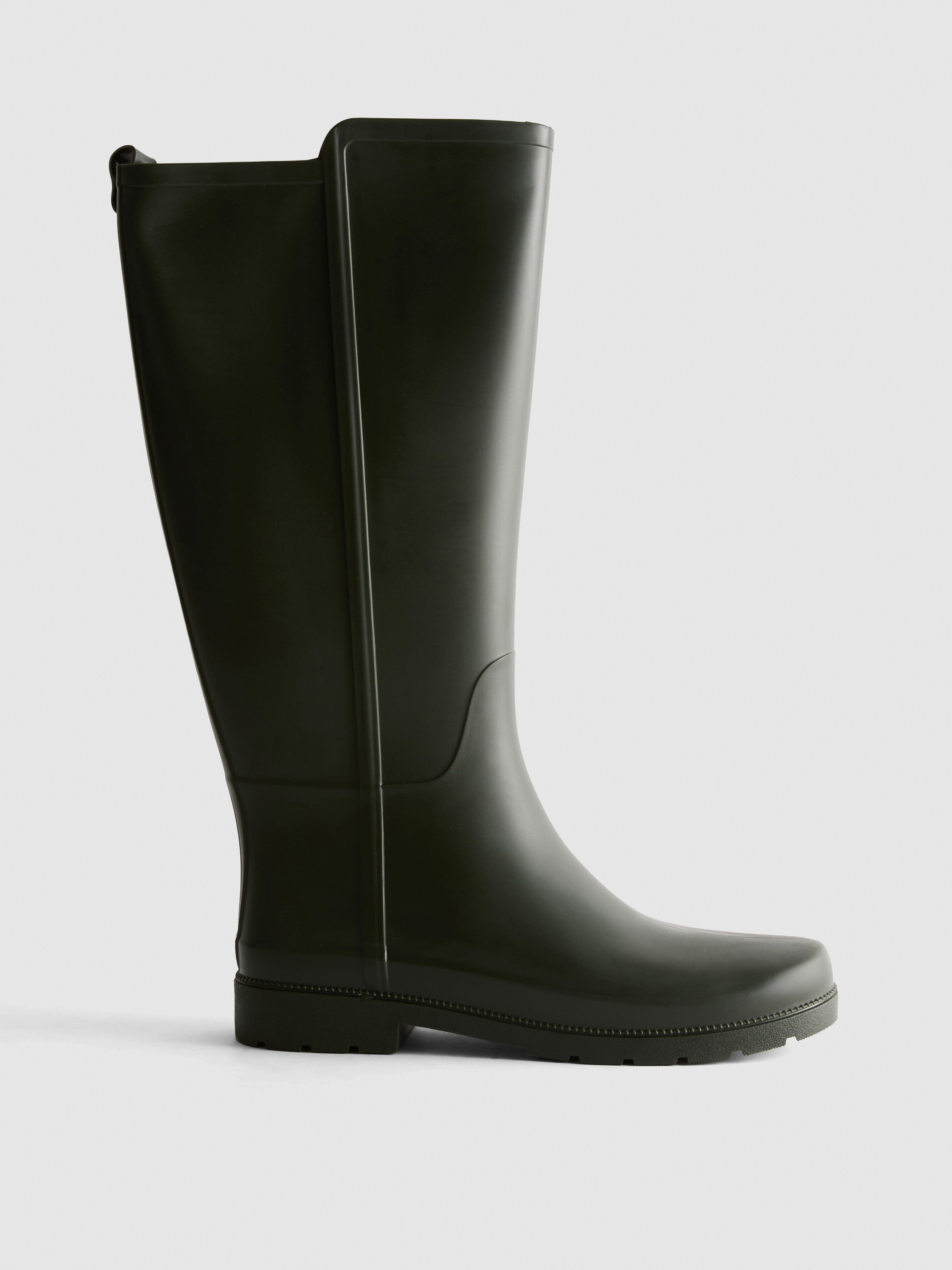 Sleek Knee High Wellies