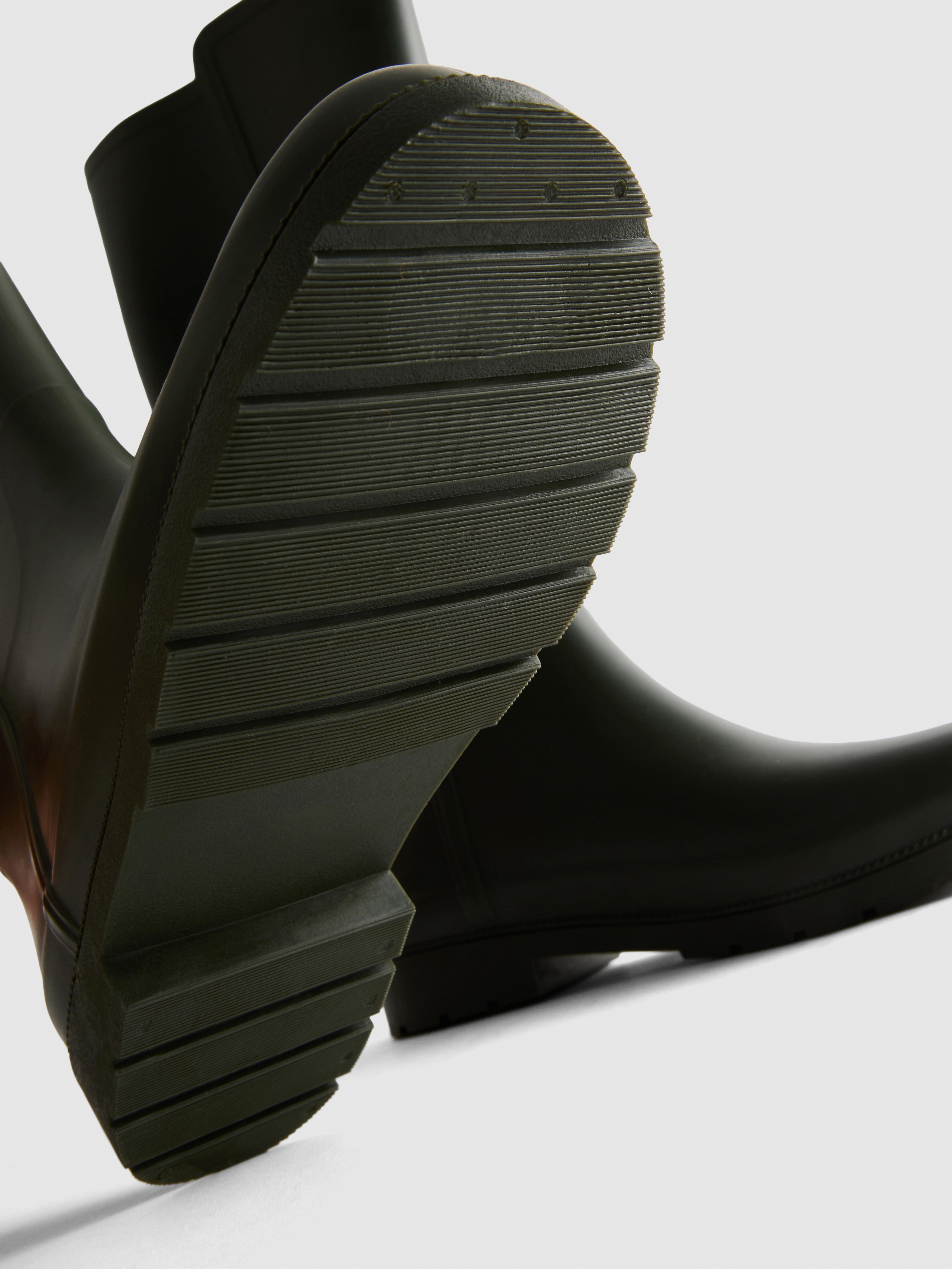 Sleek Knee High Wellies
