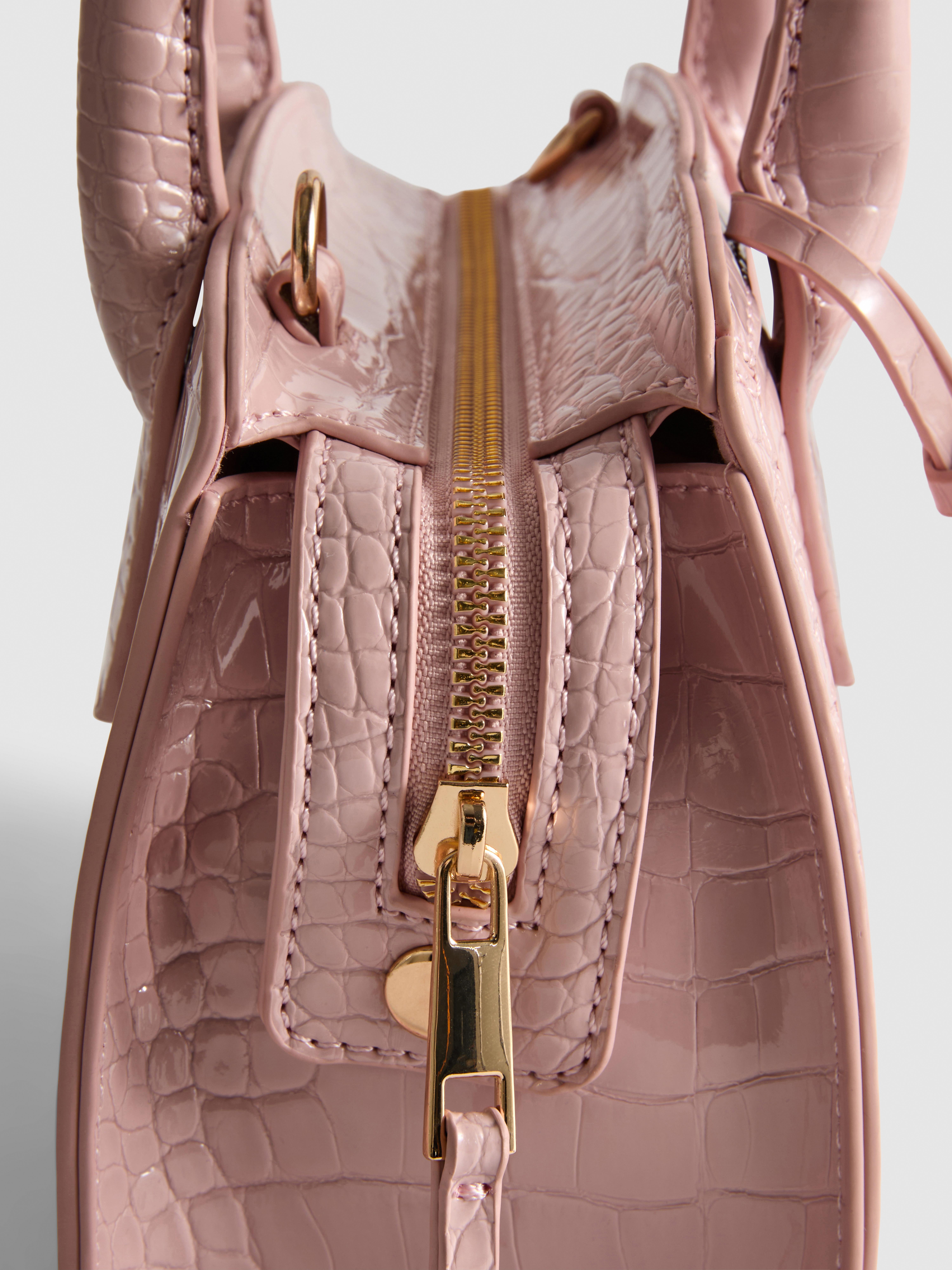 Handtasche in Kroko-Optik