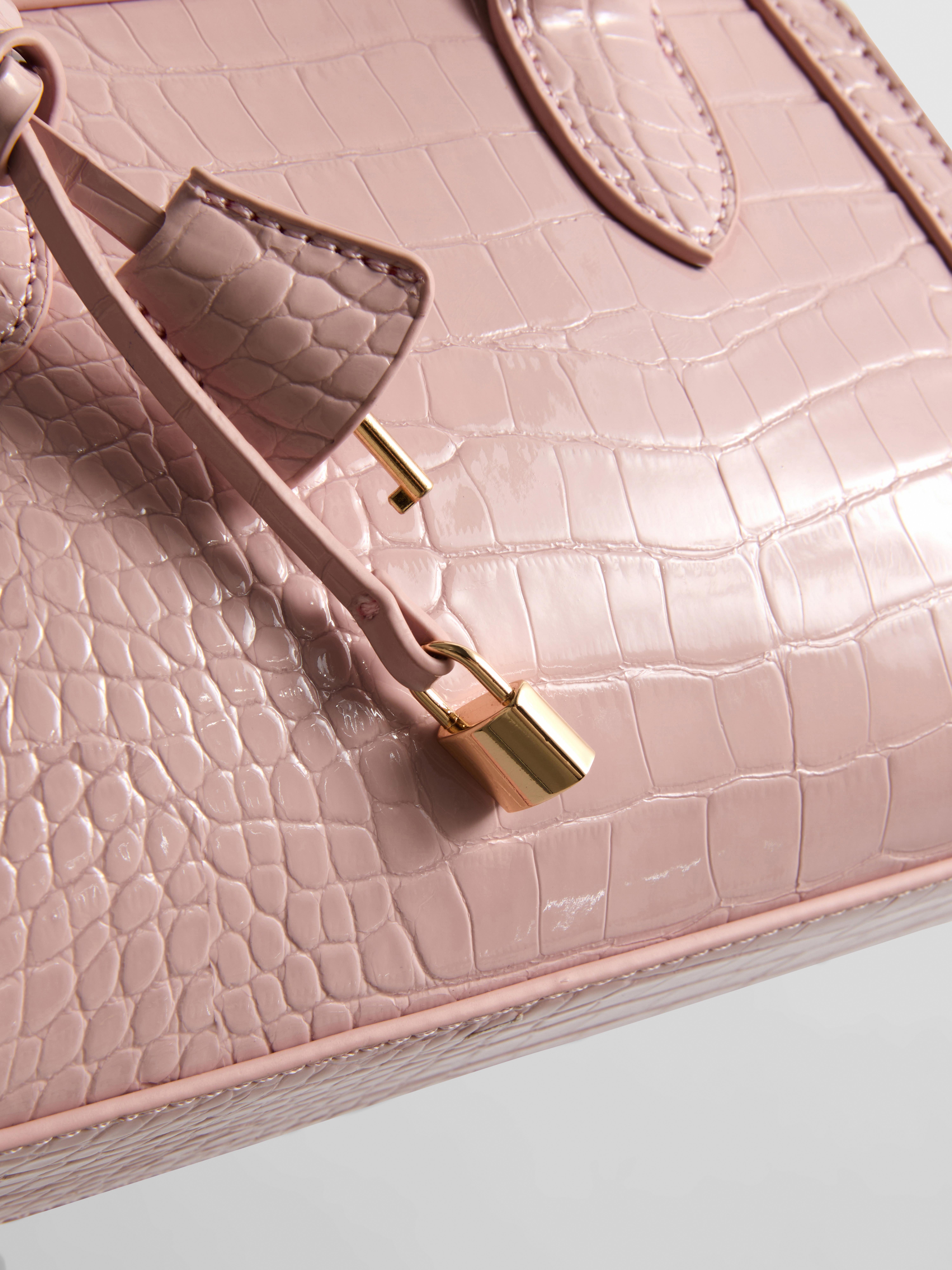 Handtasche in Kroko-Optik