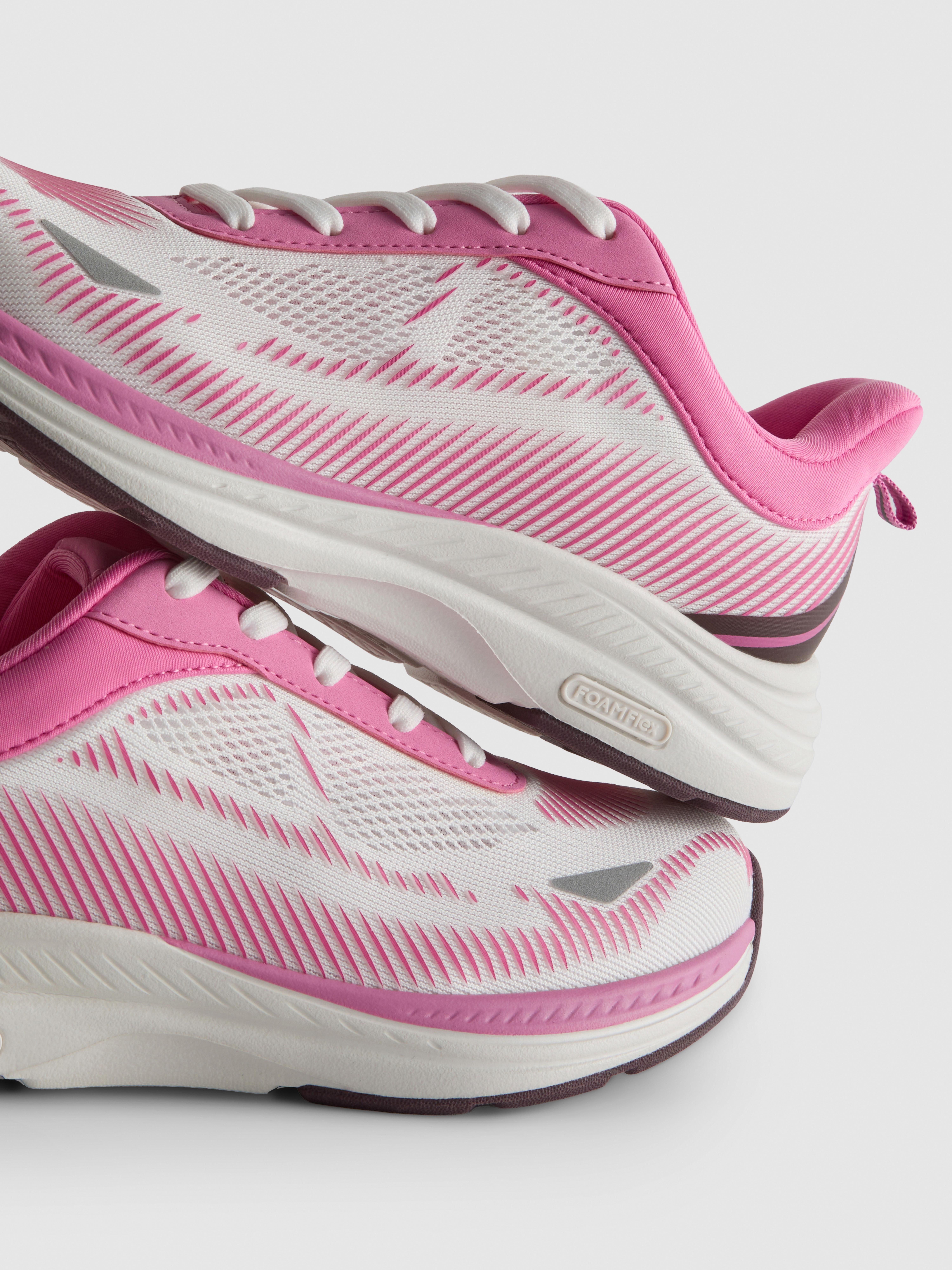 FoamFlex Trainers