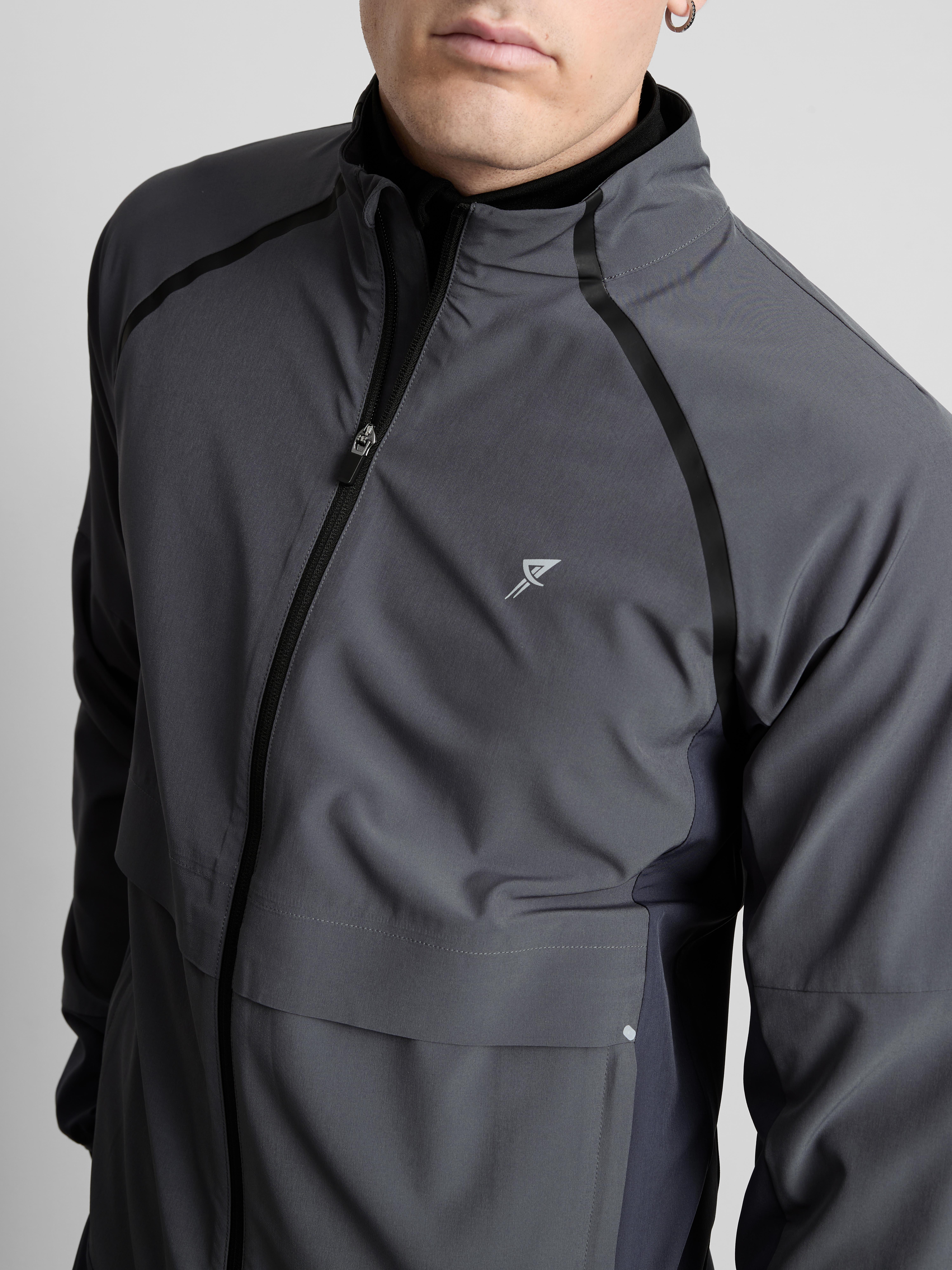 Active-Jacke mit Reißverschluss