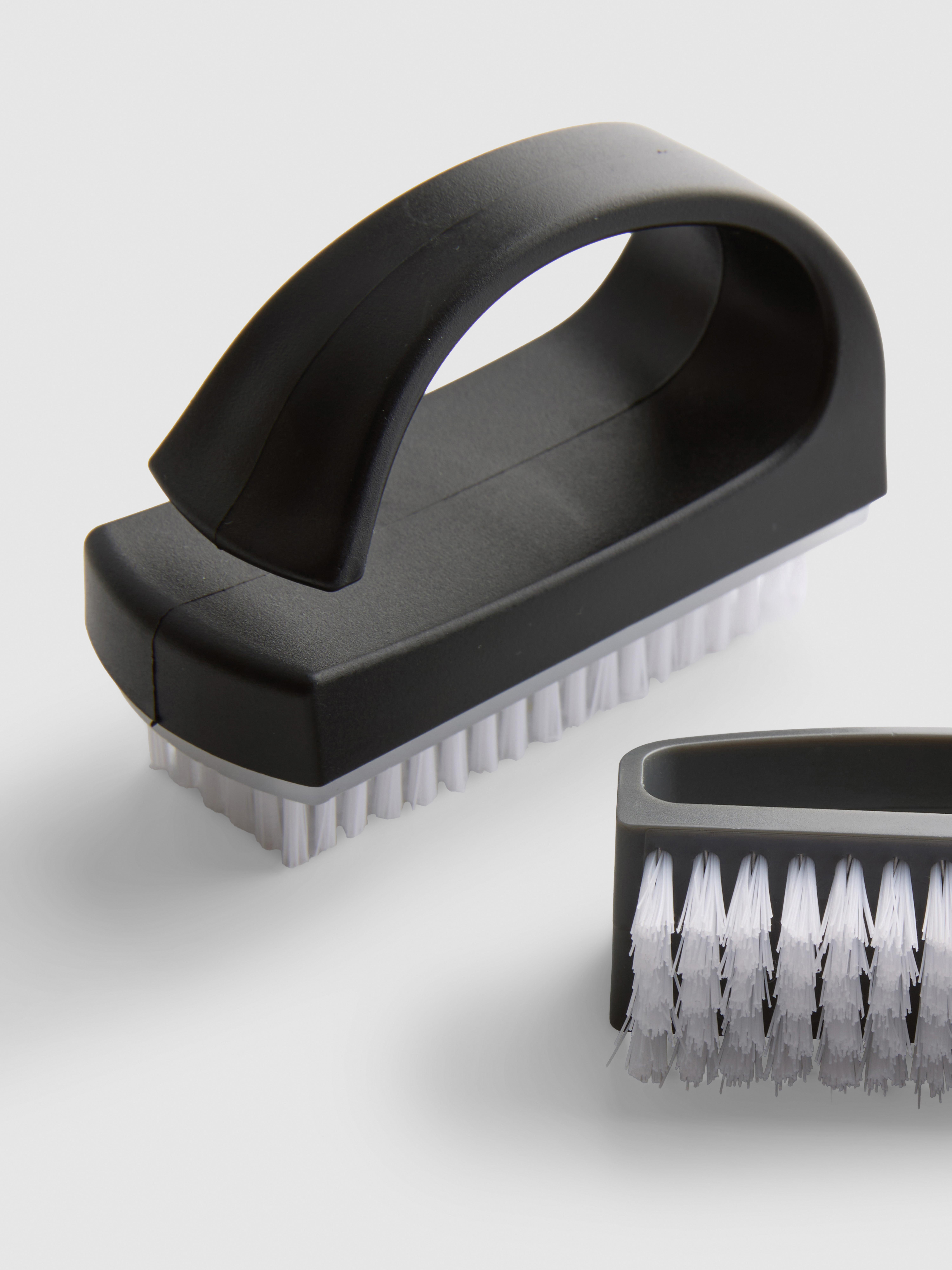 2pk PS... Nail Brushes