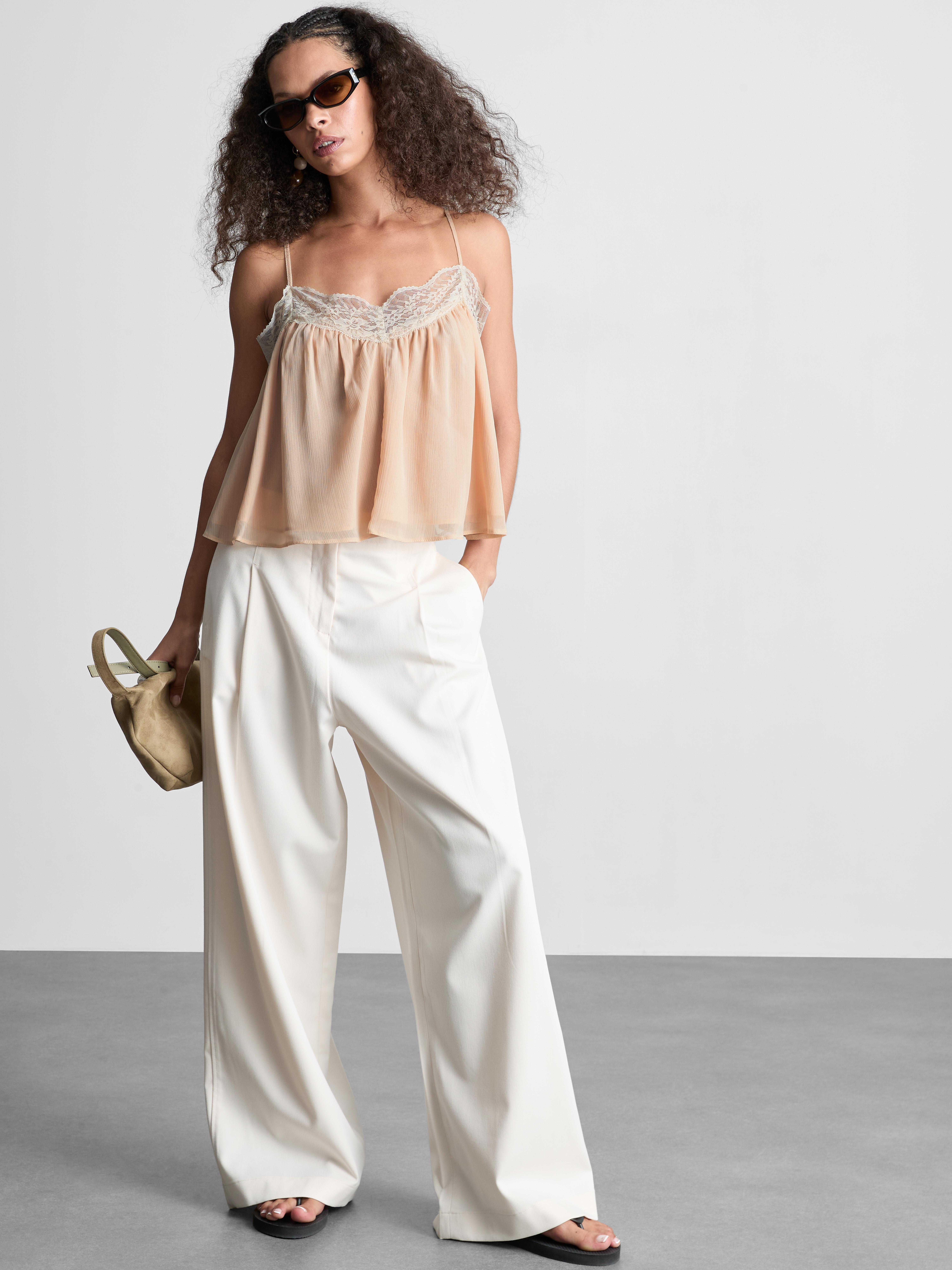 Cropped Contrast Lace Cami Top