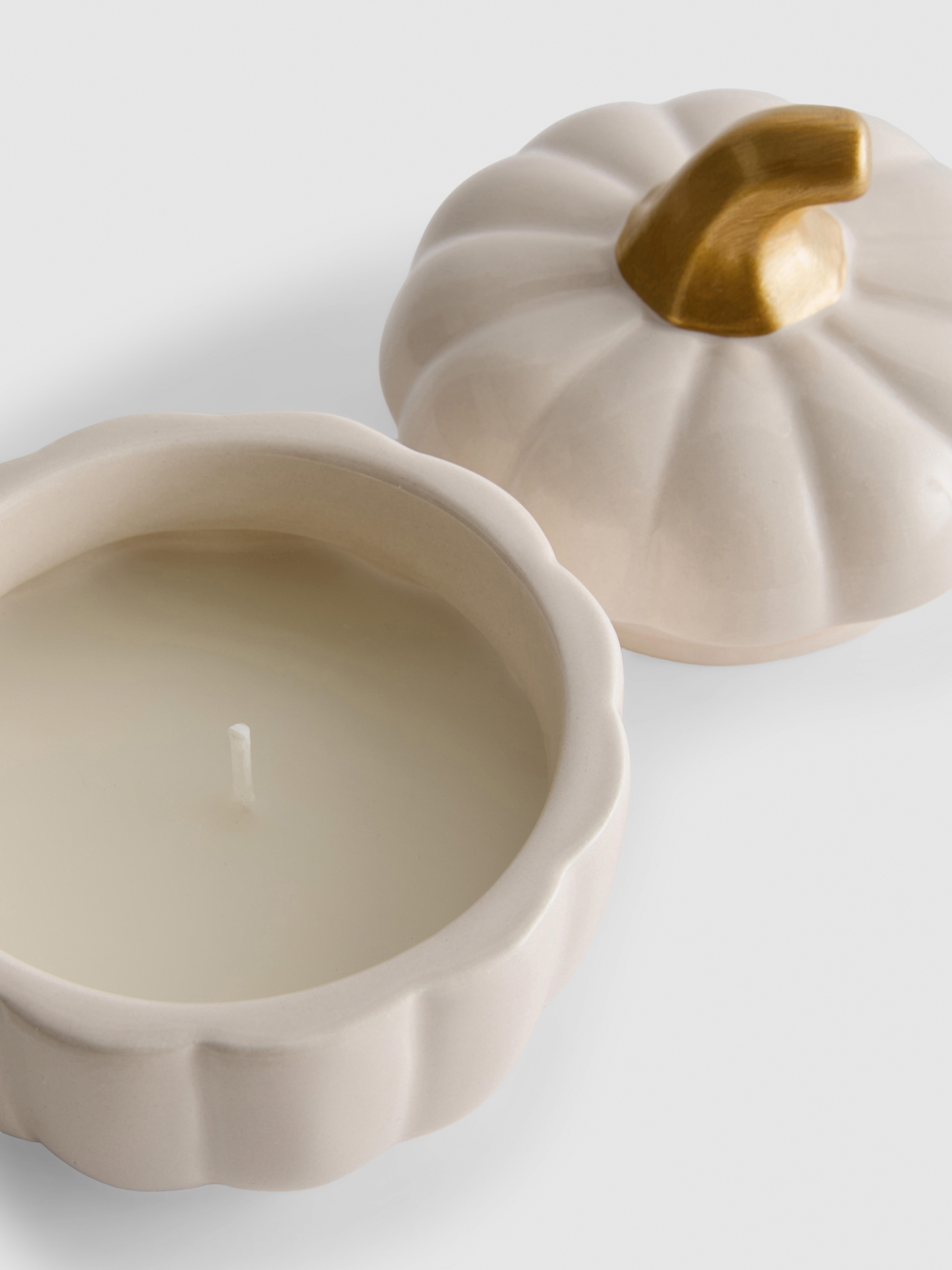 Lumânare cu capac în formă de dovleac