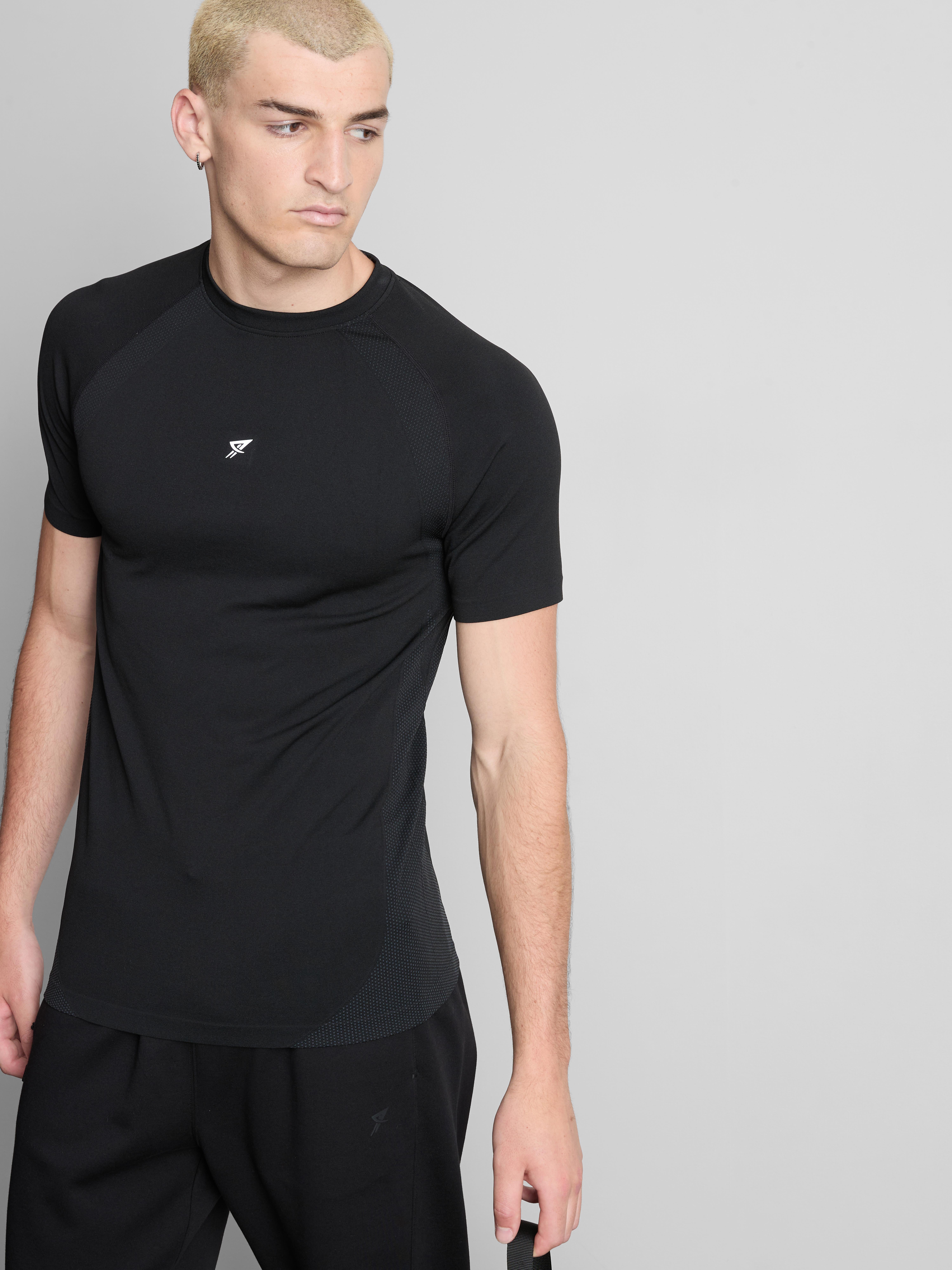 T-shirt de sport à empiècements
