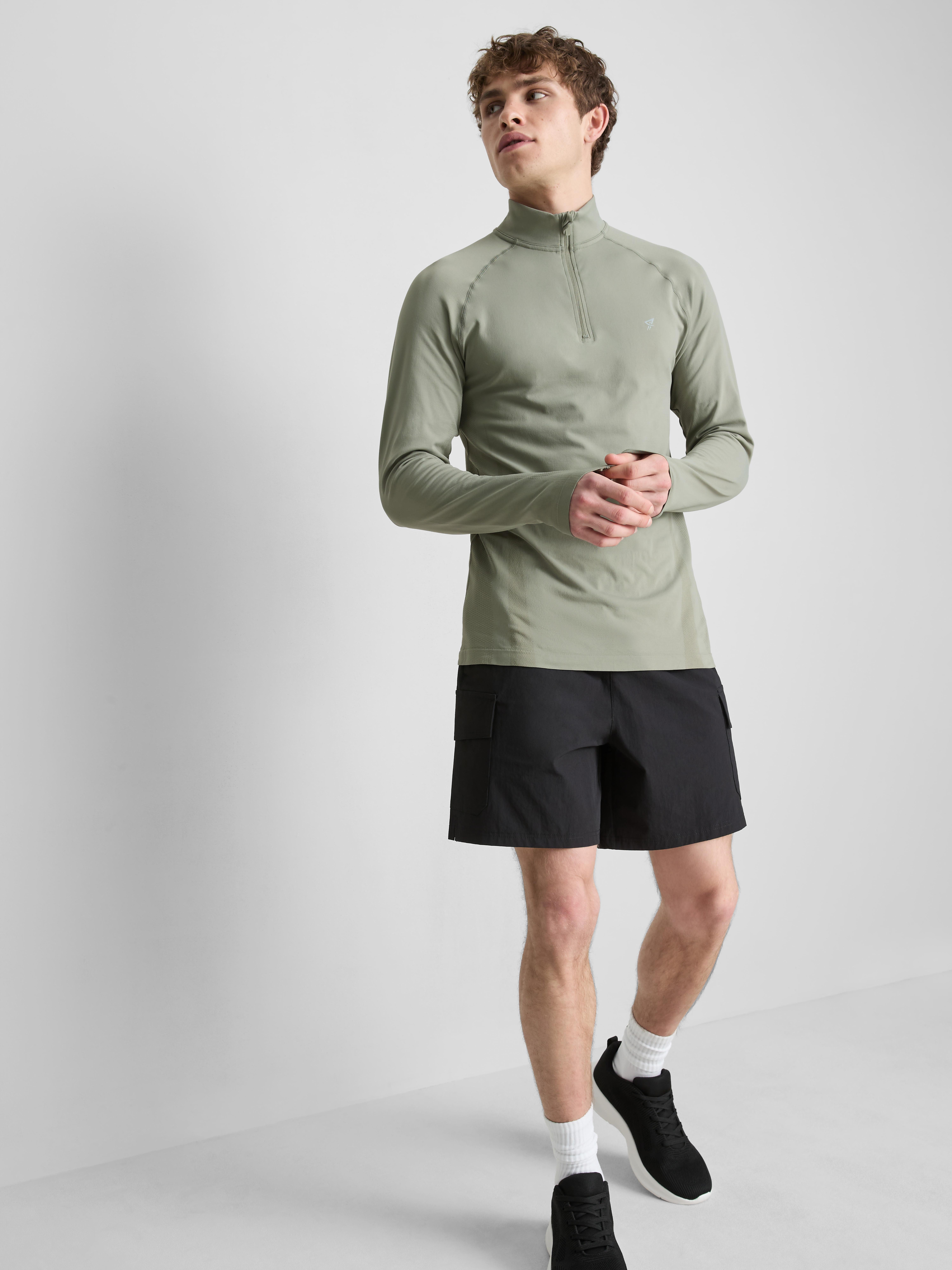 Quarter Zip Gym Top