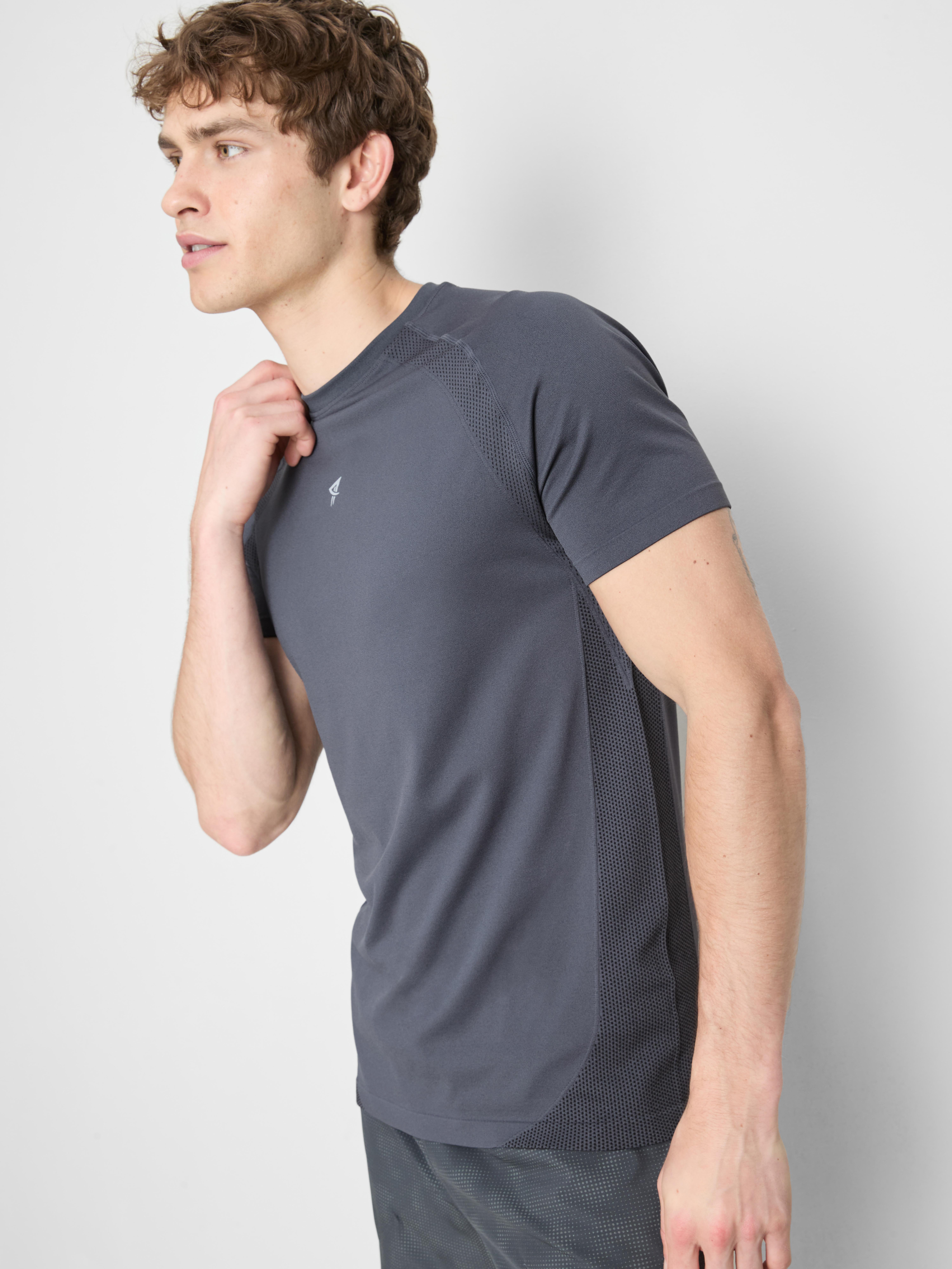 Bezszwowy T-shirt na siłownię