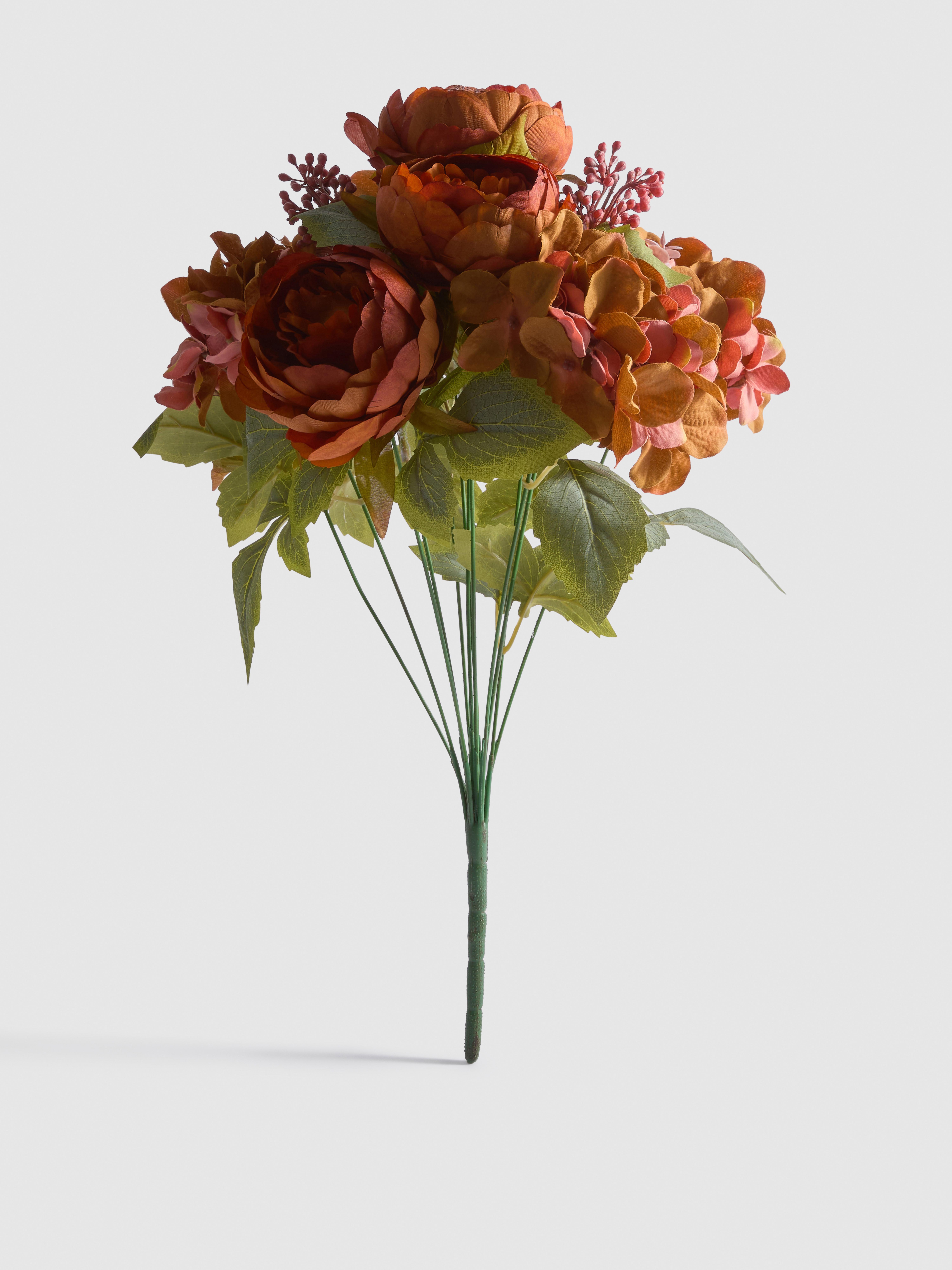 Boeket met imitatiebloemen