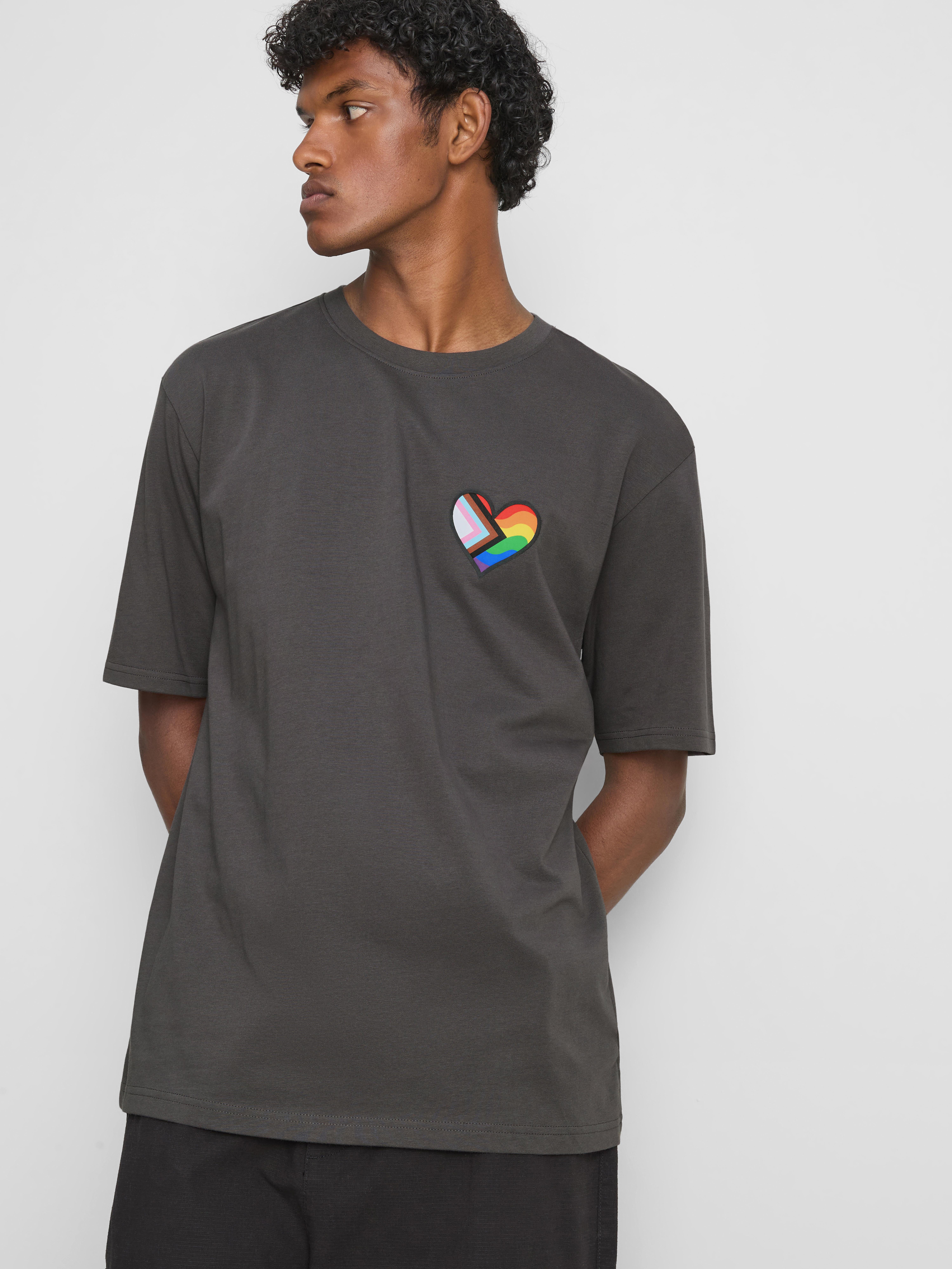 T-Shirt mit Pride-Herz-Grafik