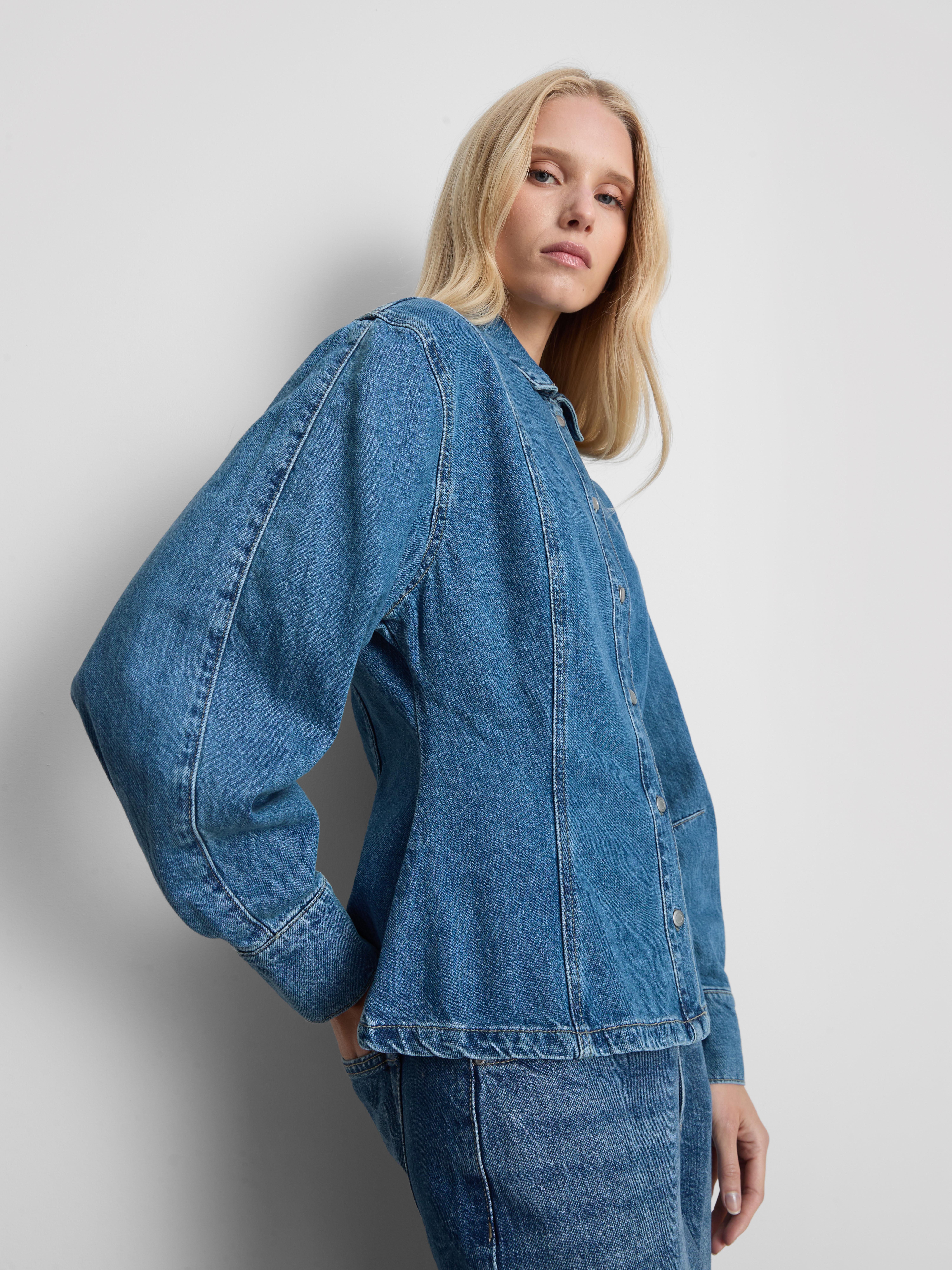 Camisa de denim ajustada By Coleen
