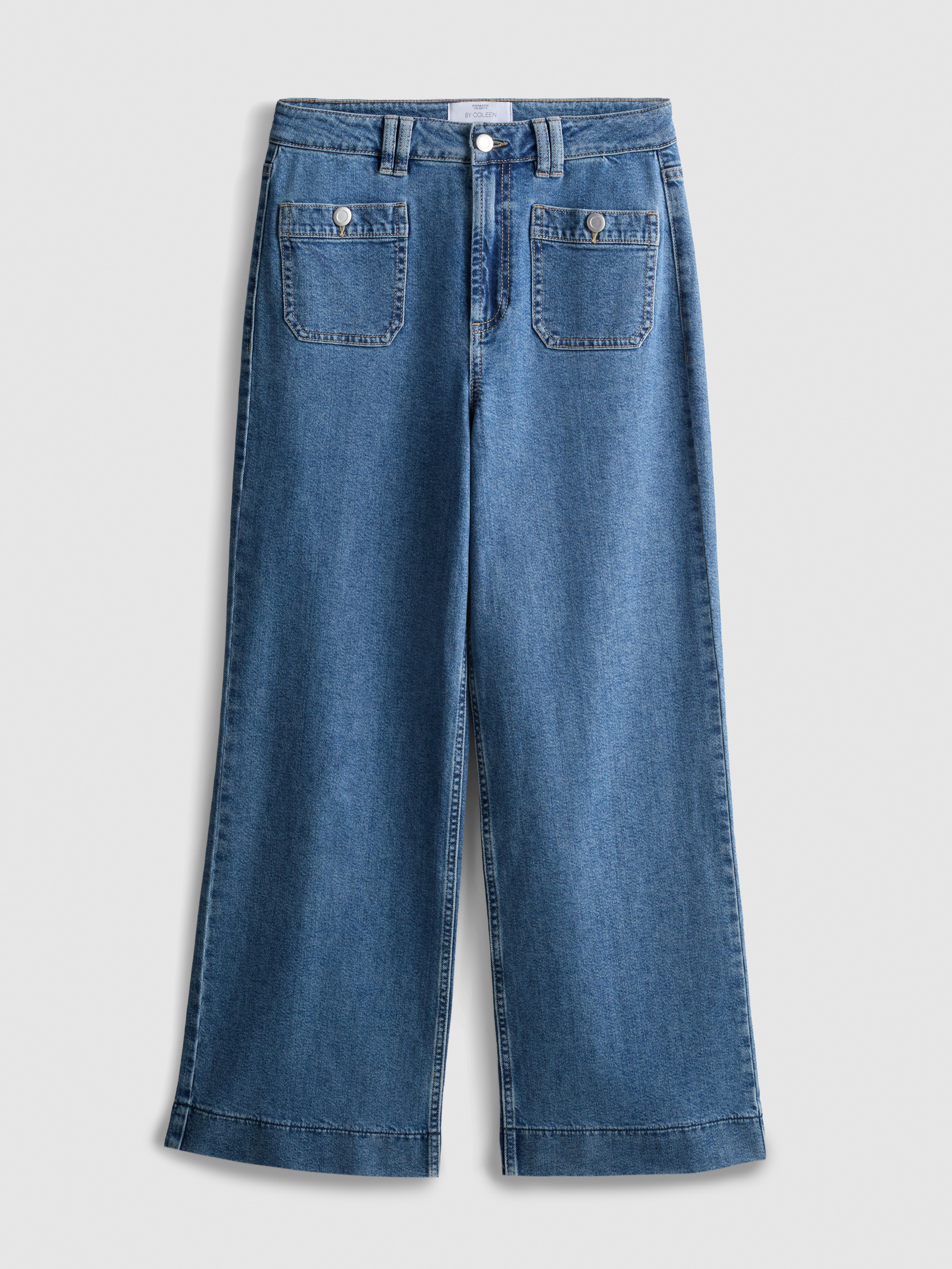 „By Coleen“ Jeans mit weitem Bein und aufgesetzten Taschen