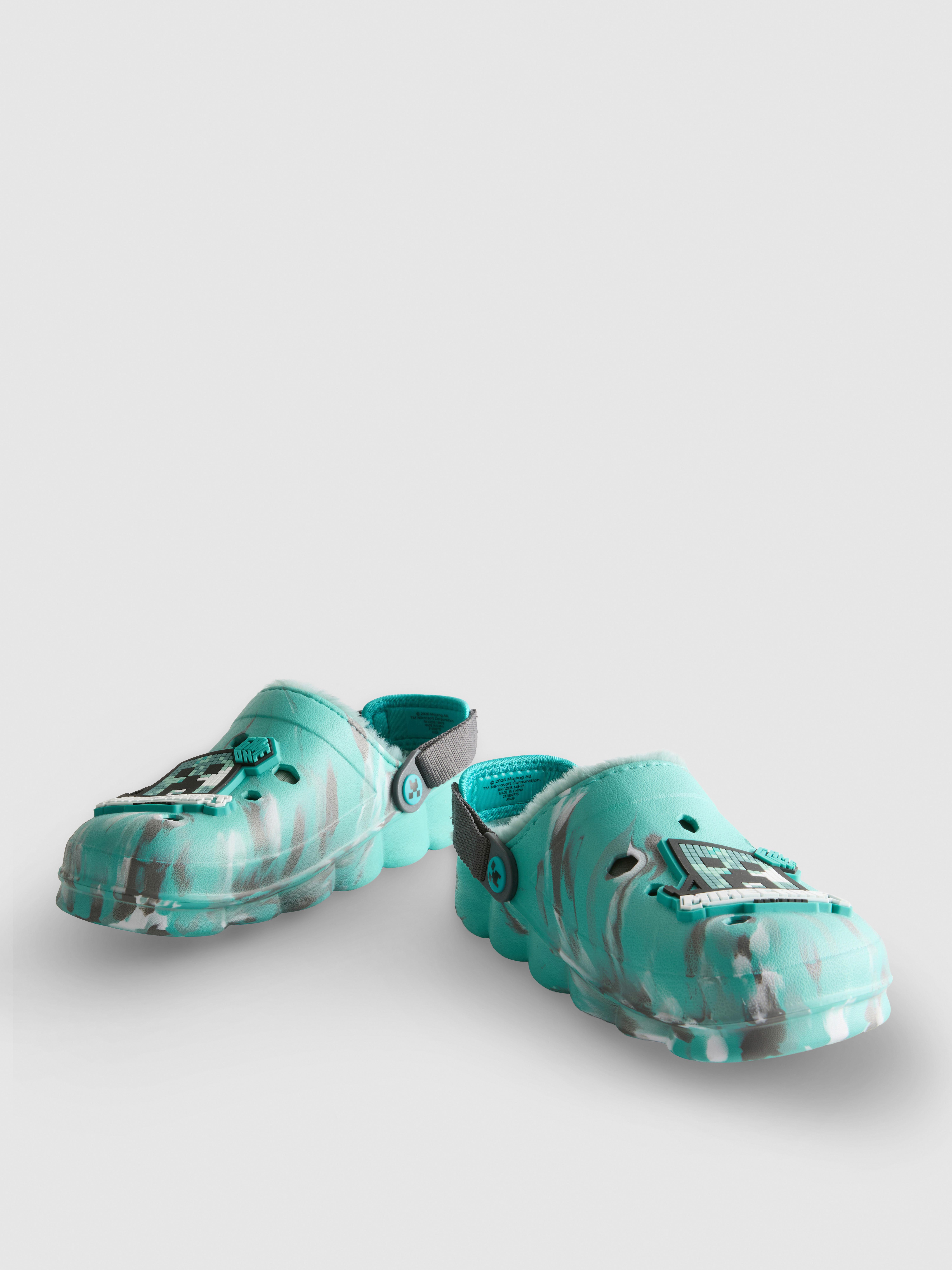 „Minecraft“ Clogs mit Kunstfellfutter