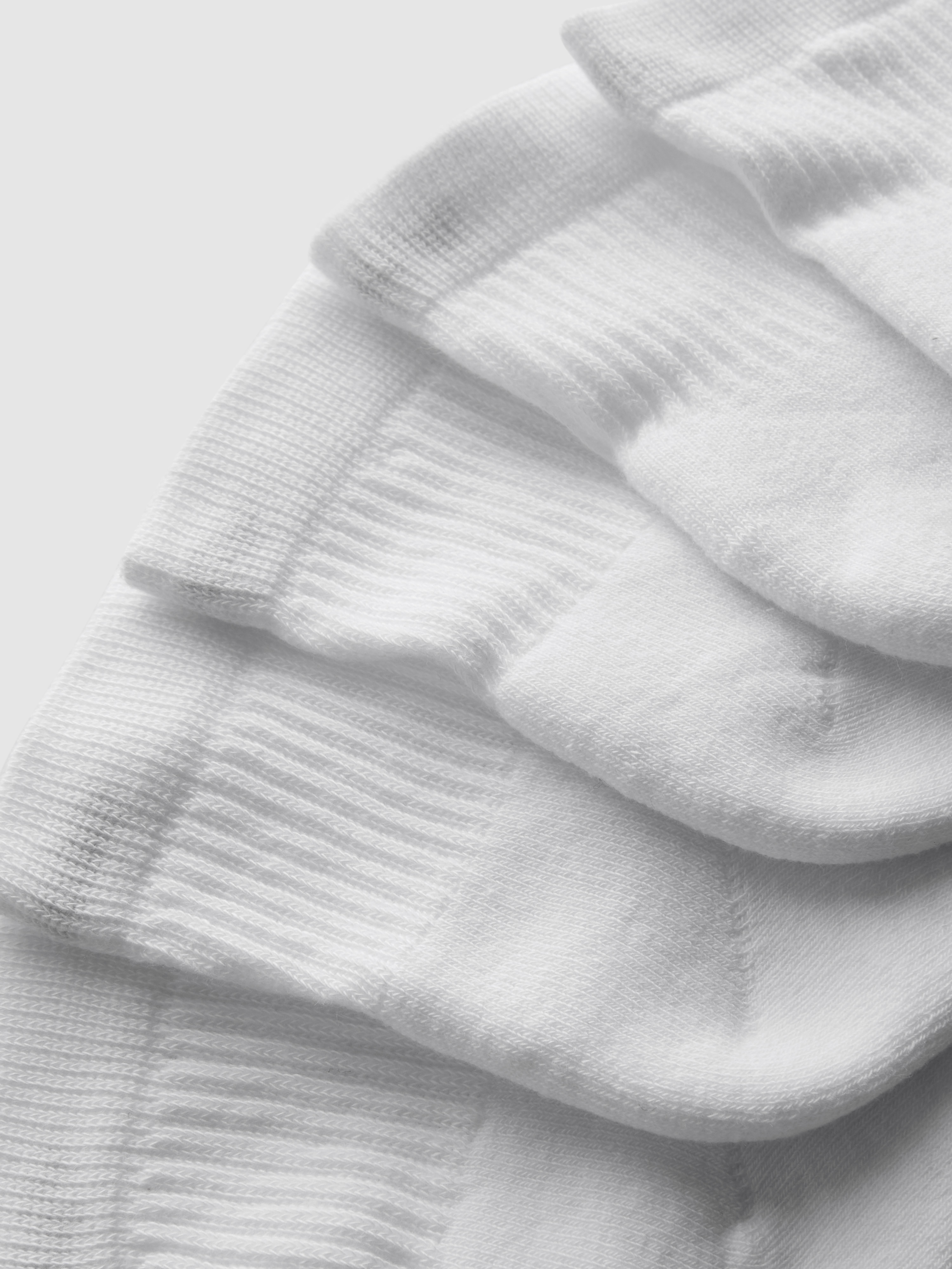 5pk Cotton-Rich Sneaker Socks