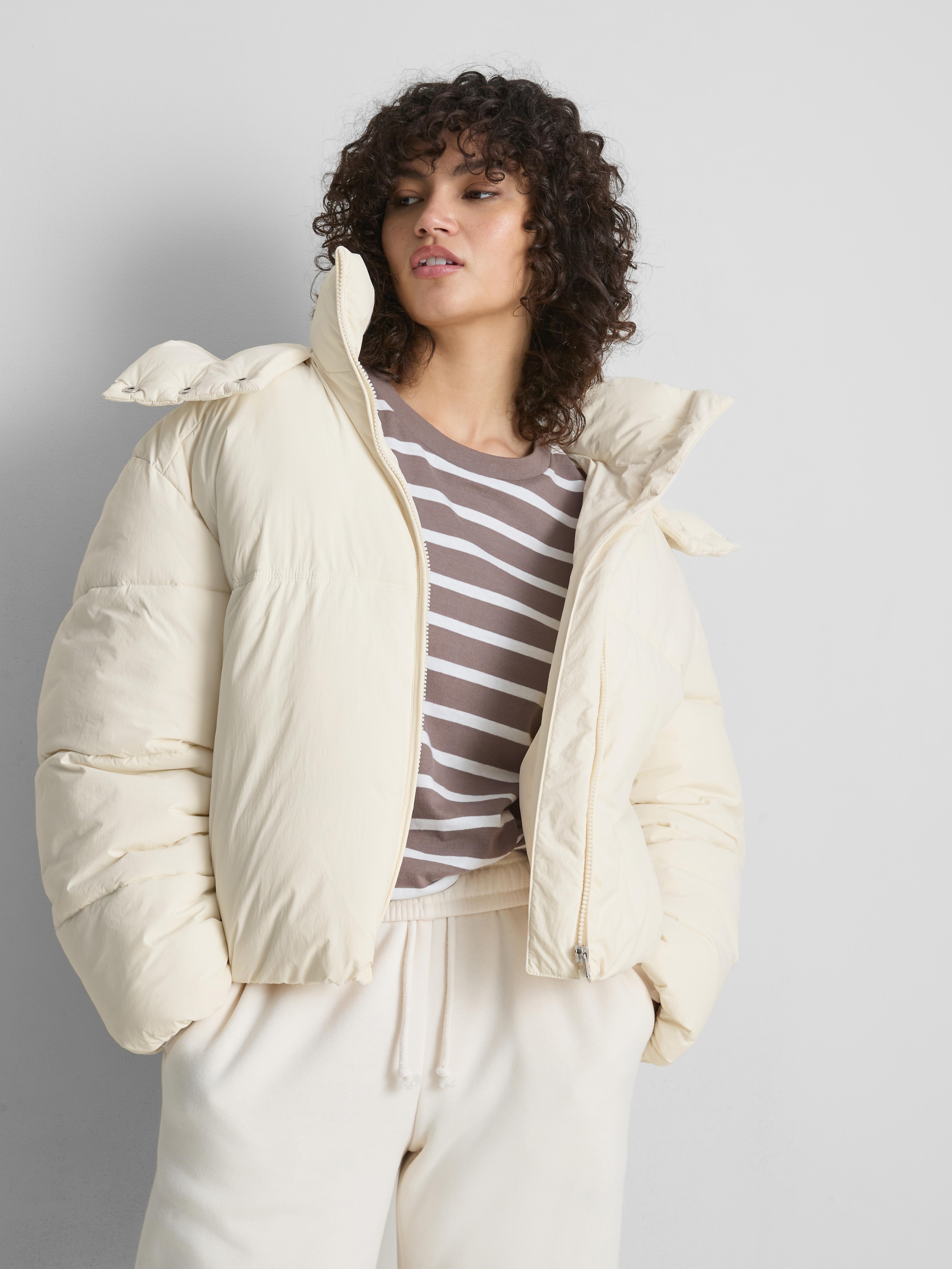 Classic Short Puffer Jacket Ecru