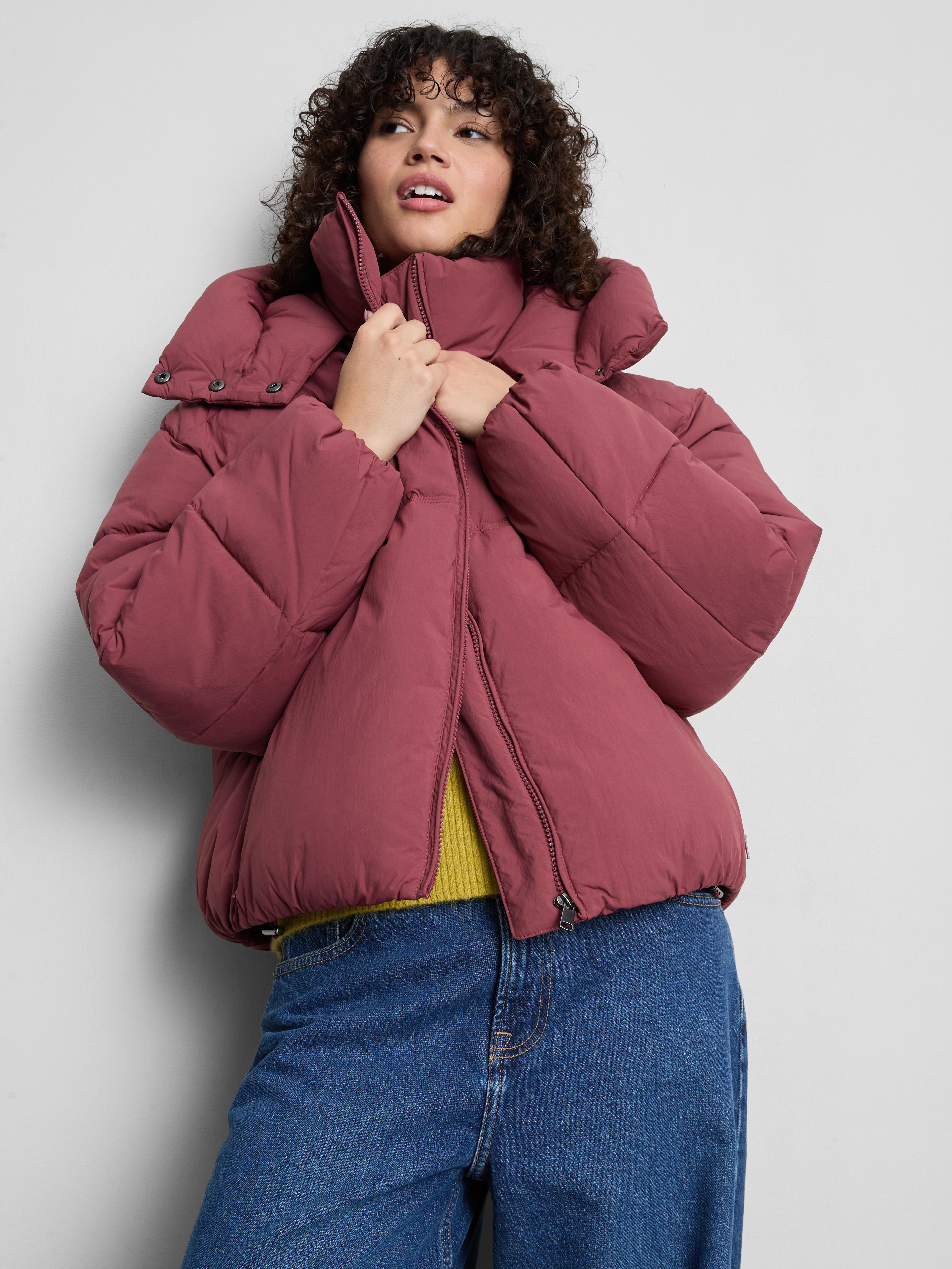 Classic Short Puffer Jacket Burgundy