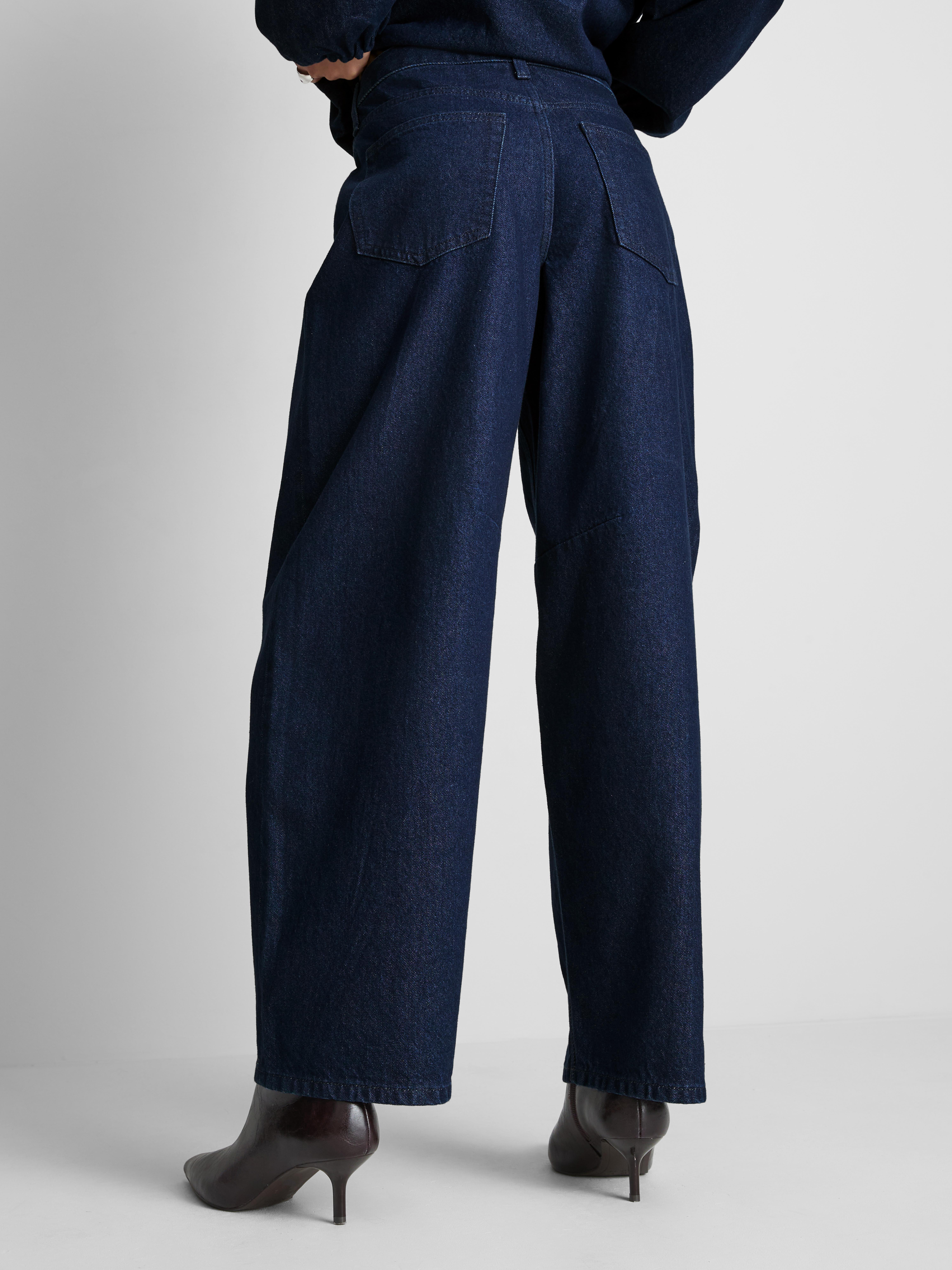 Paula Echevarría Curve Baggy Jeans