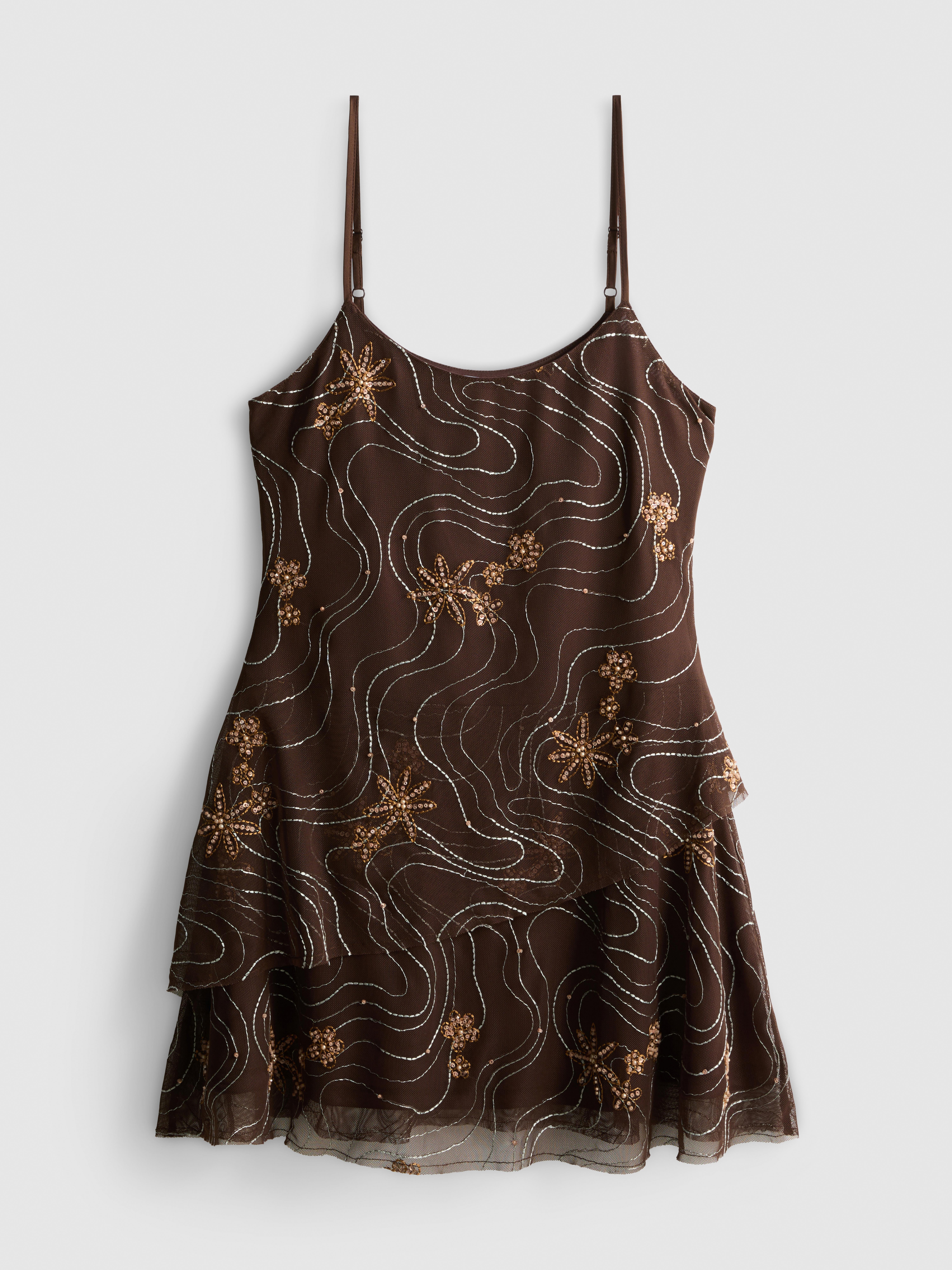 Vestido corto de tirantes con cuentas