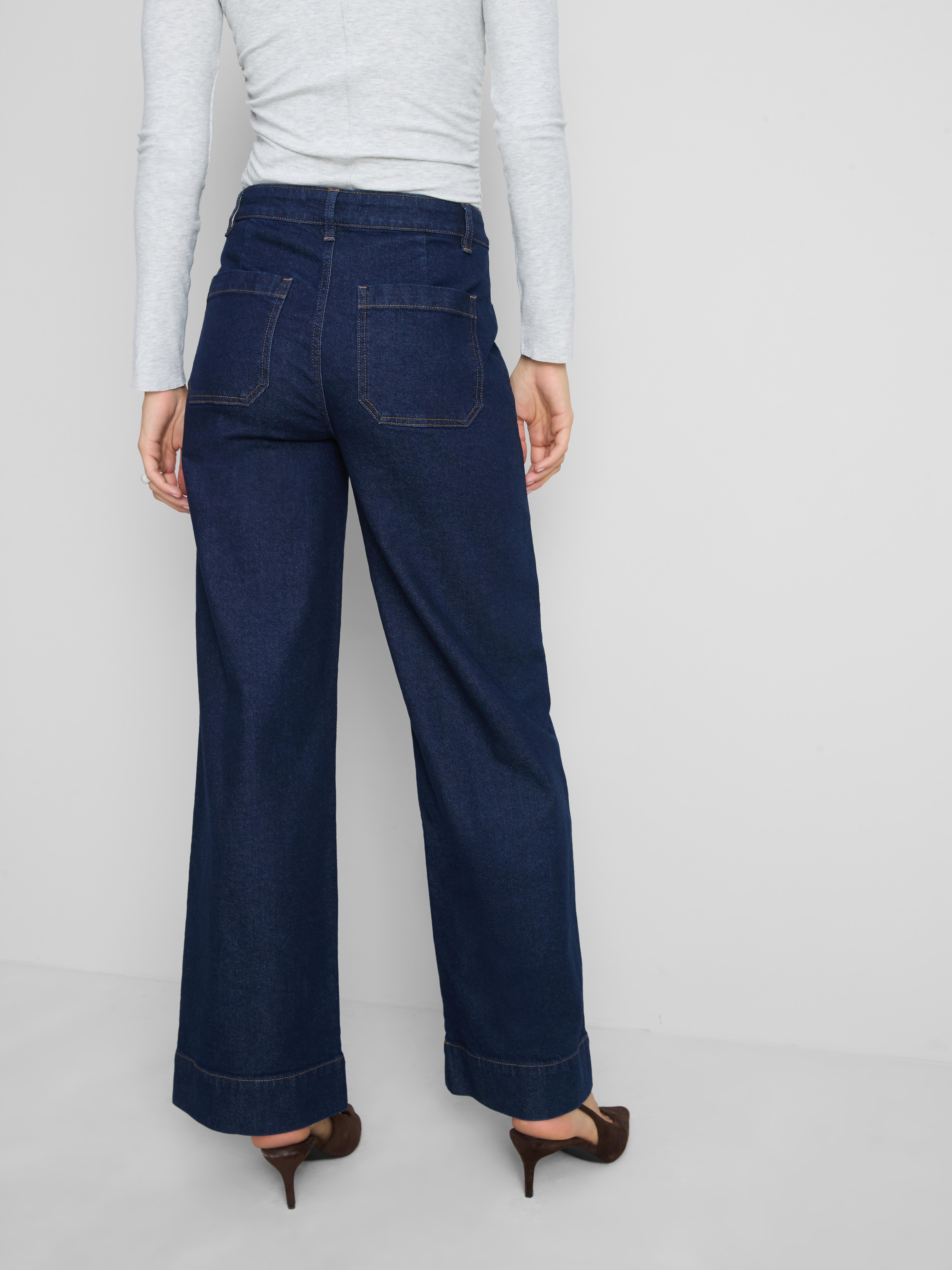 Patch Pocket Wide-Leg Jeans