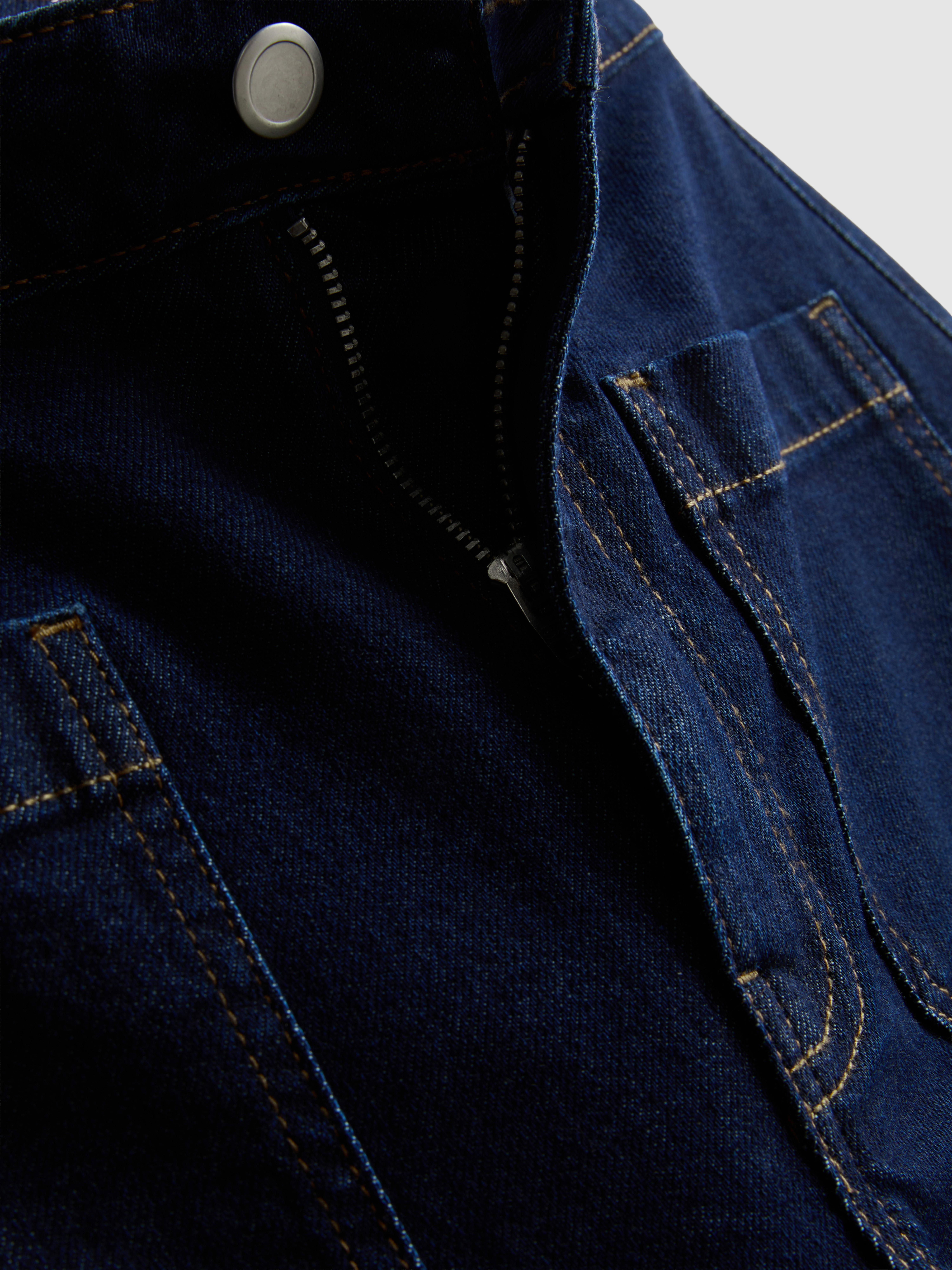 Patch Pocket Wide-Leg Jeans