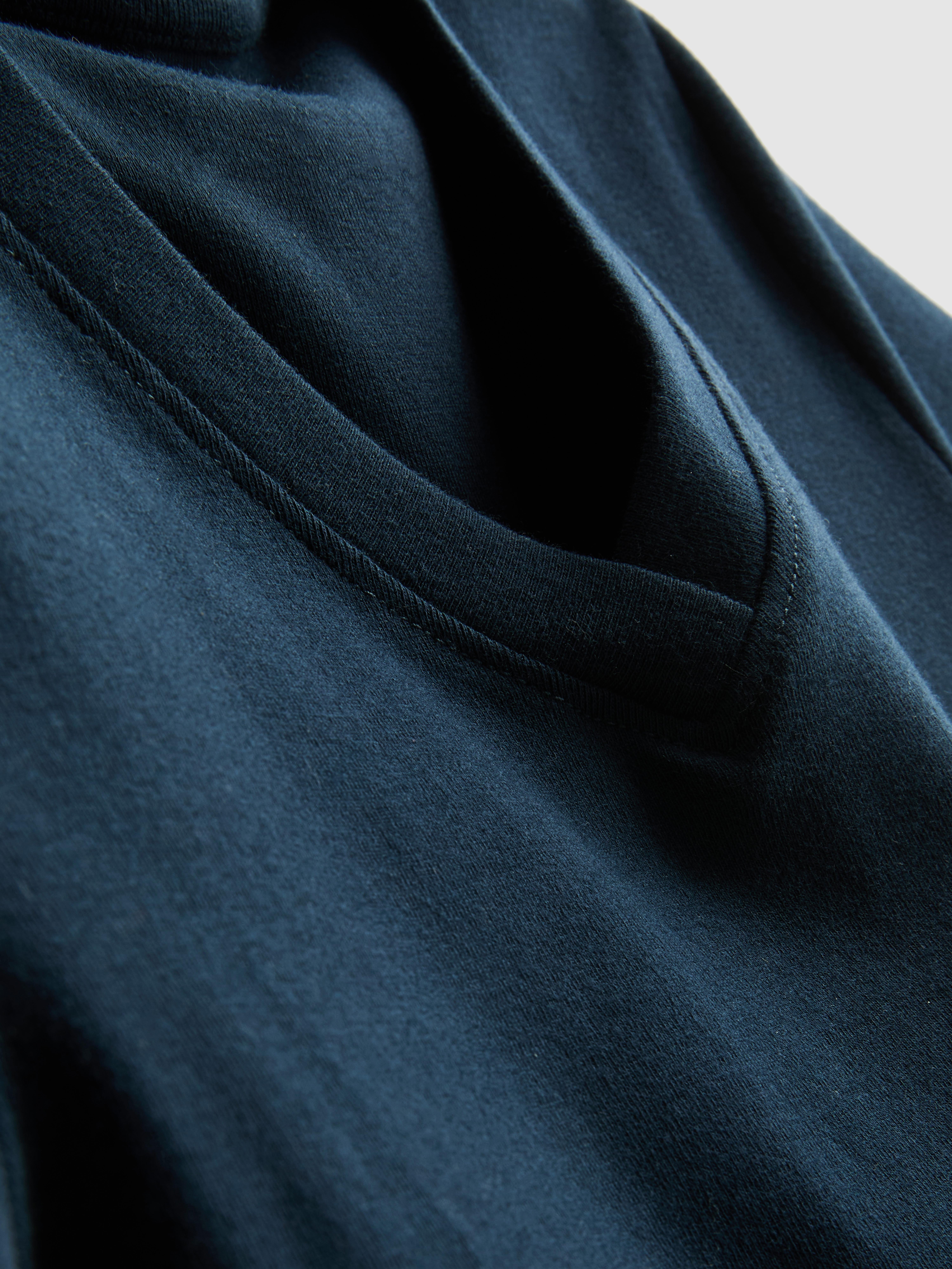 The Primark Scene | Cotton-Rich V-Neck Baby Tee