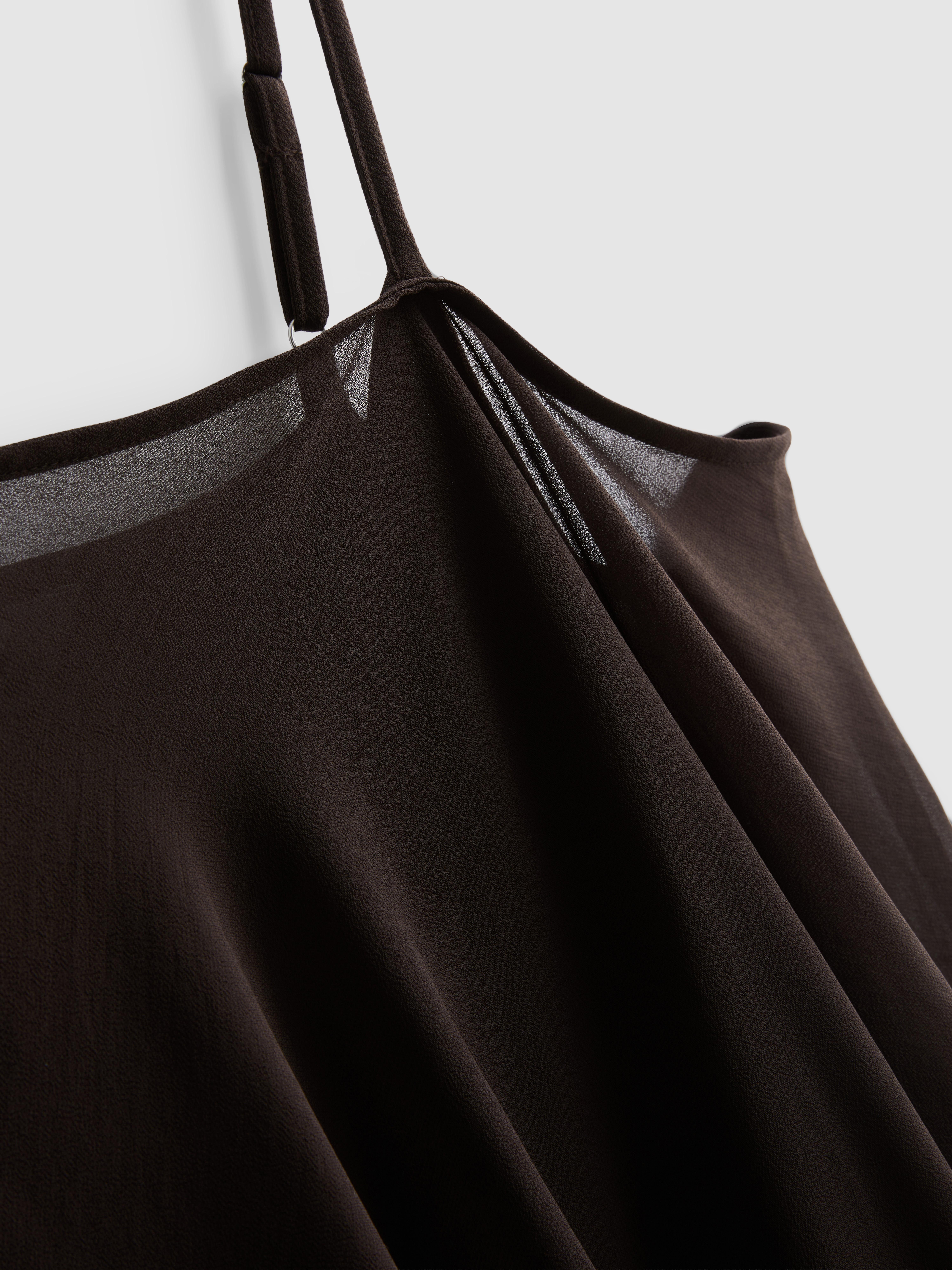 Mini robe à cape asymétrique