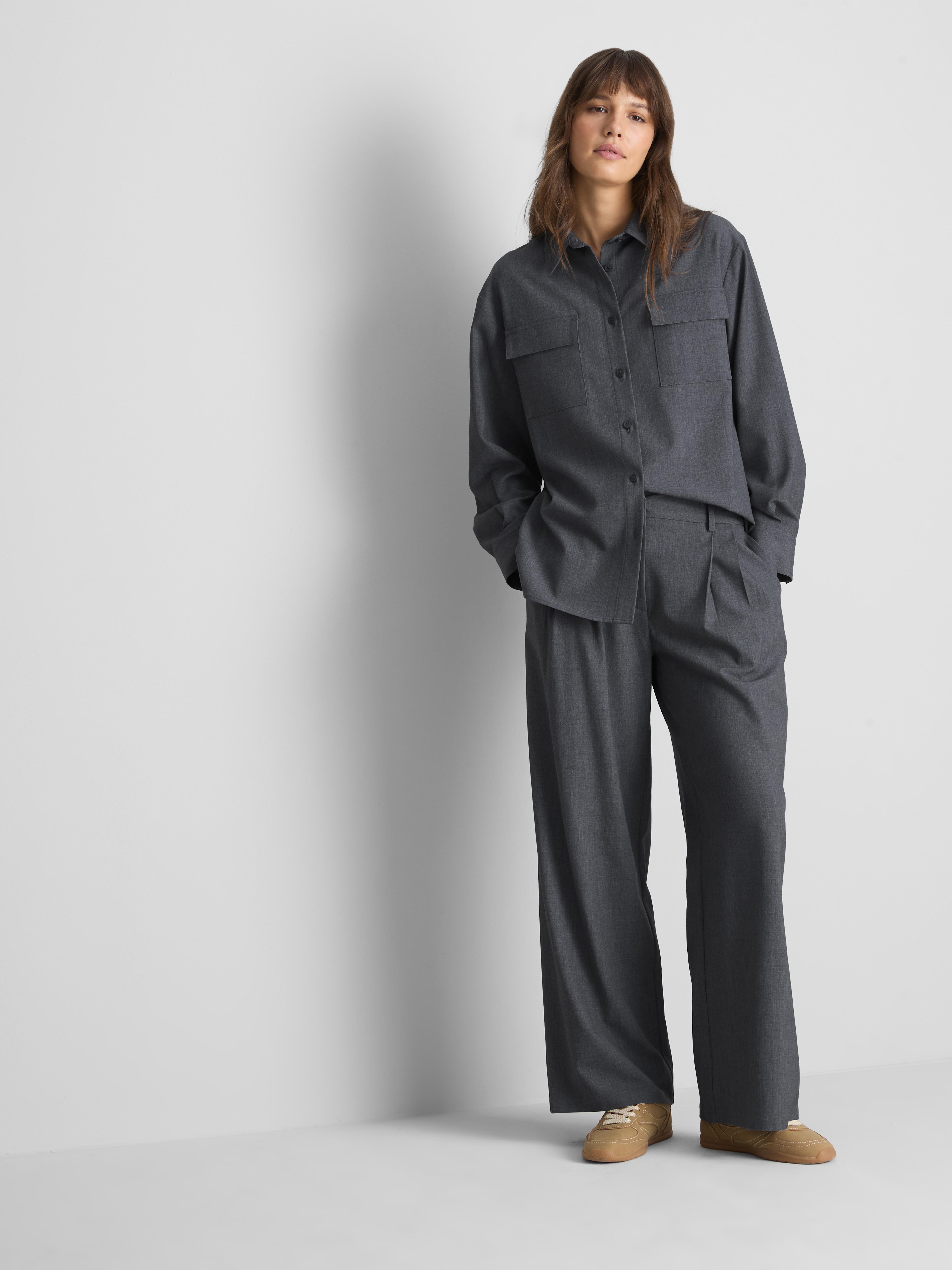 Paula Echevarría Relaxed Utility Shirt