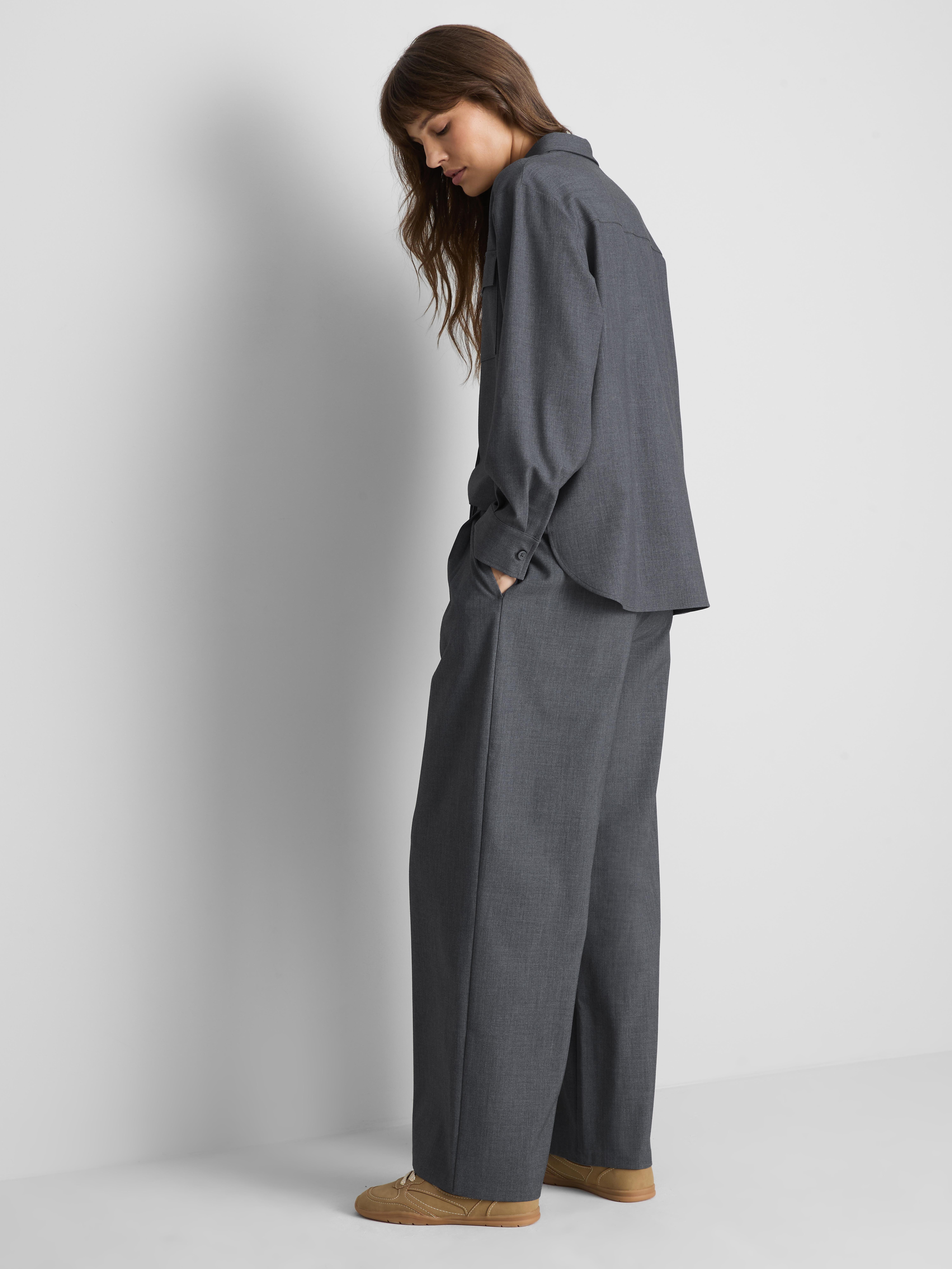Paula Echevarría Relaxed Utility Shirt